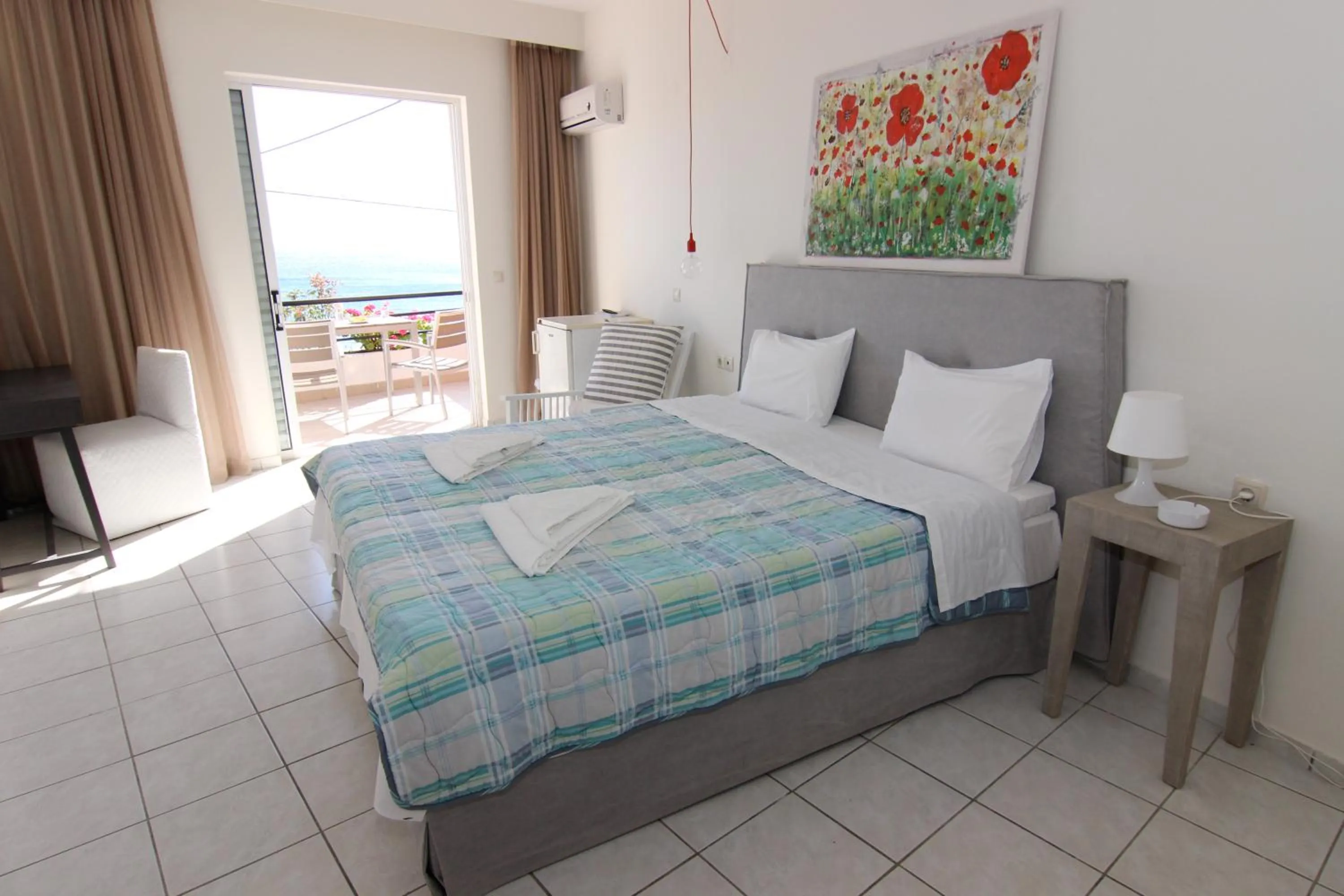 Bedroom, Bed in Creta Mare Hotel