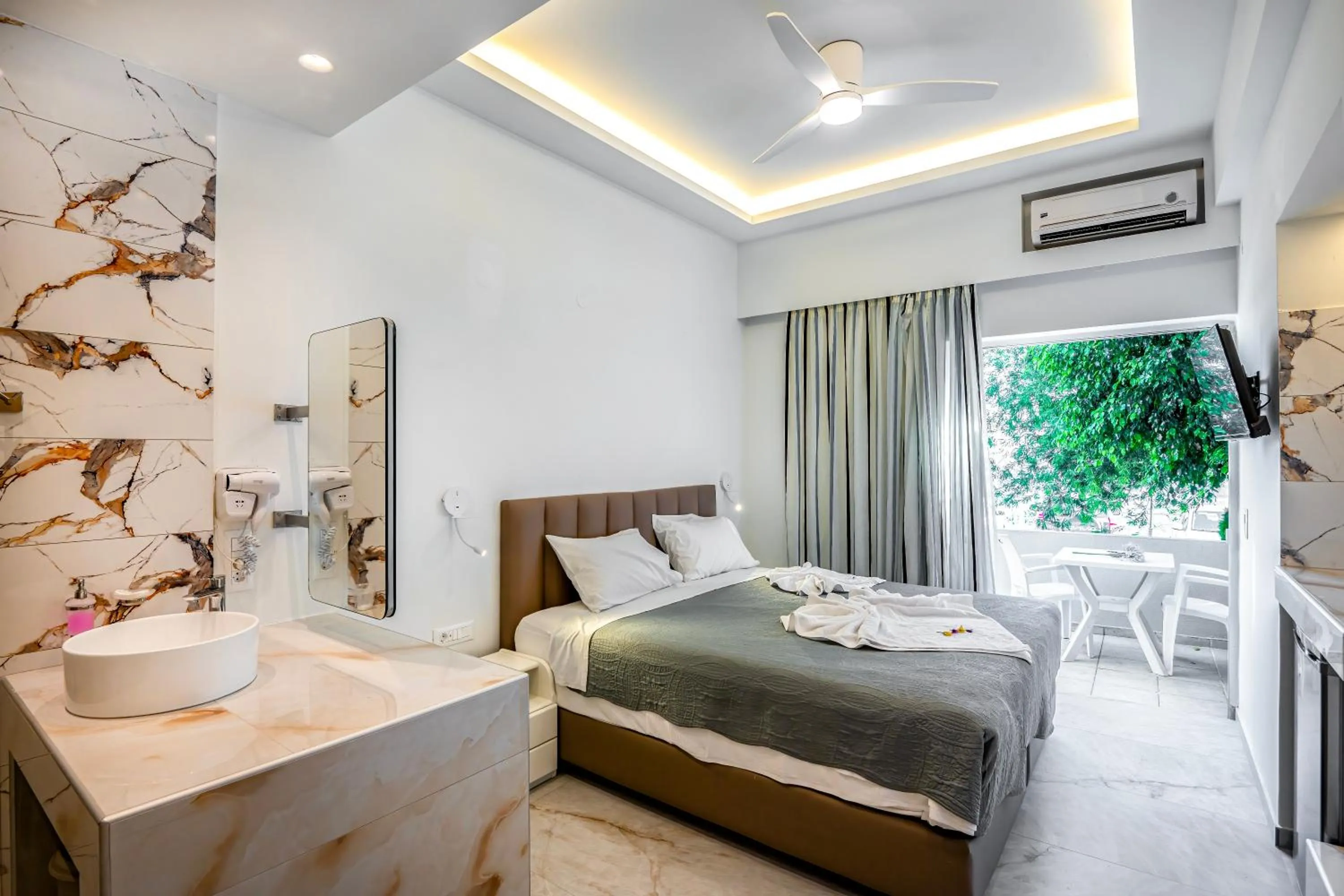 Bed in Creta Mare Hotel