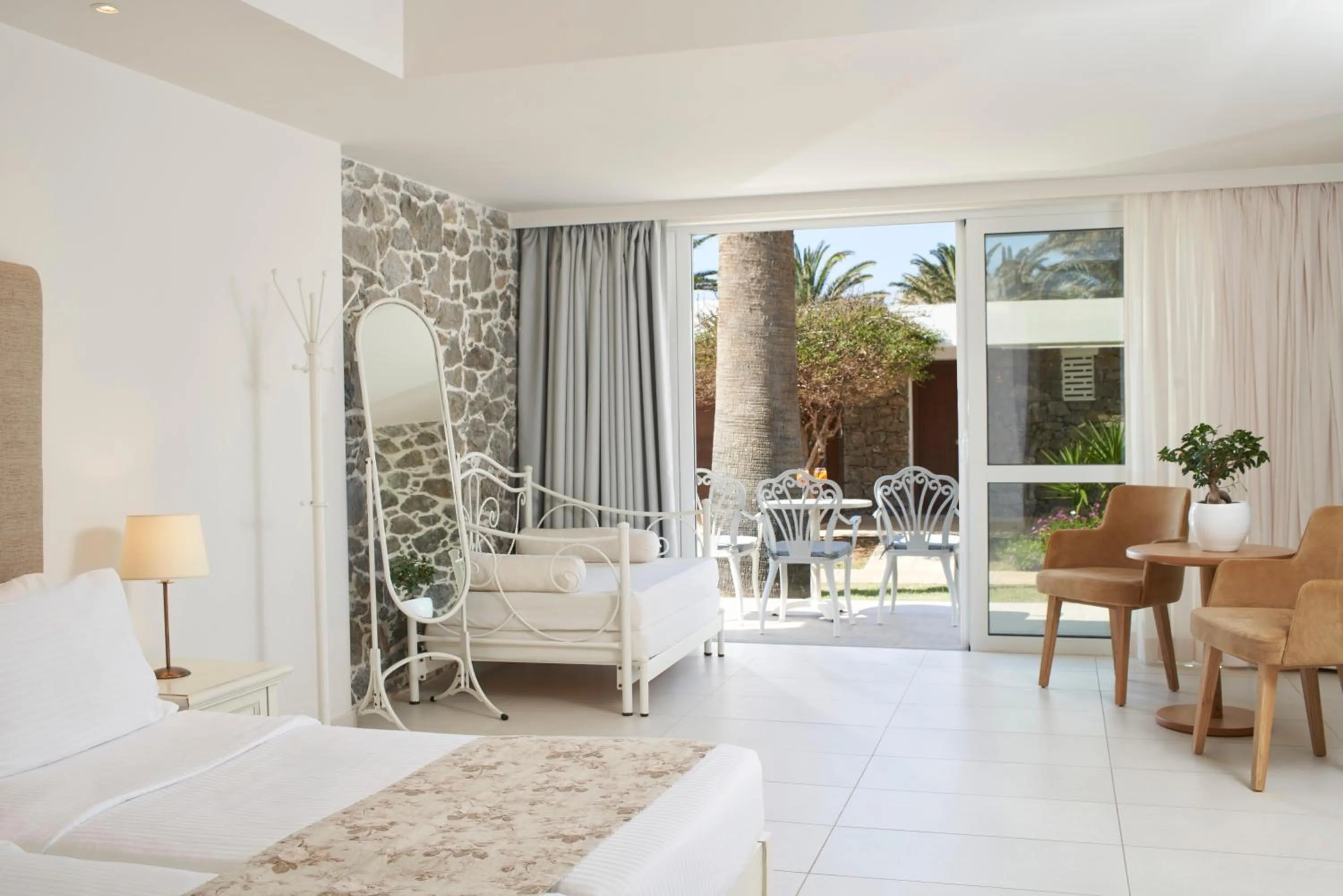 Photo of the whole room, Bed in Civitel Creta Beach