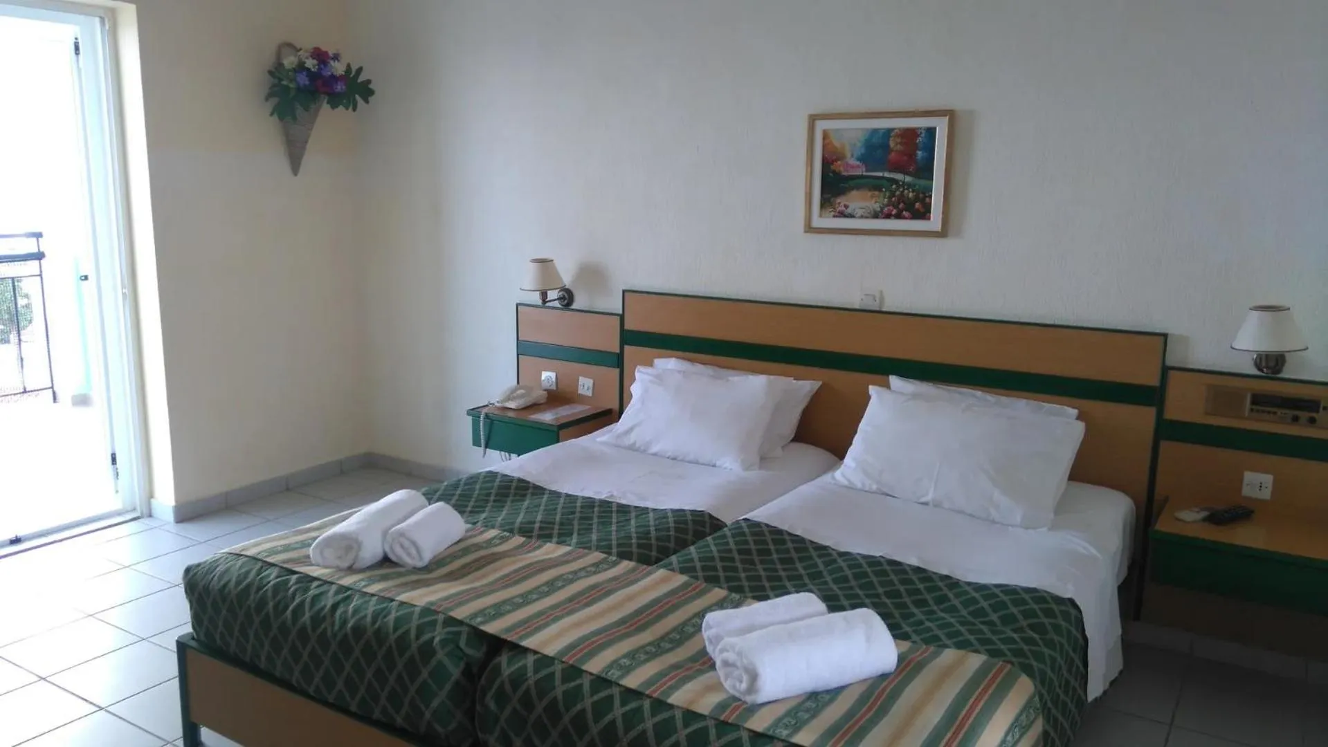 Bed in Porto Skala Village Hotel