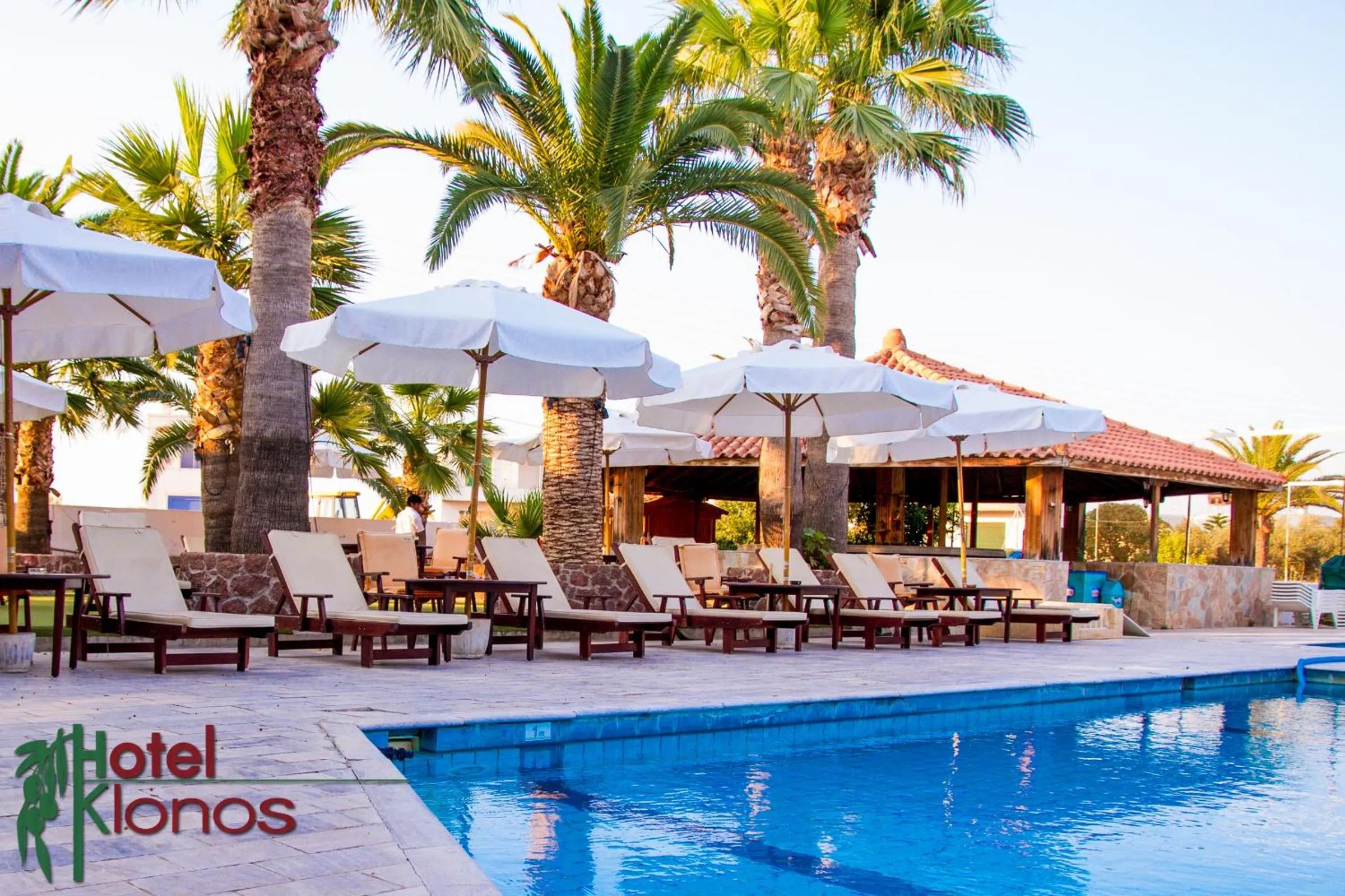 Swimming pool in Hotel Klonos - Kyriakos Klonos