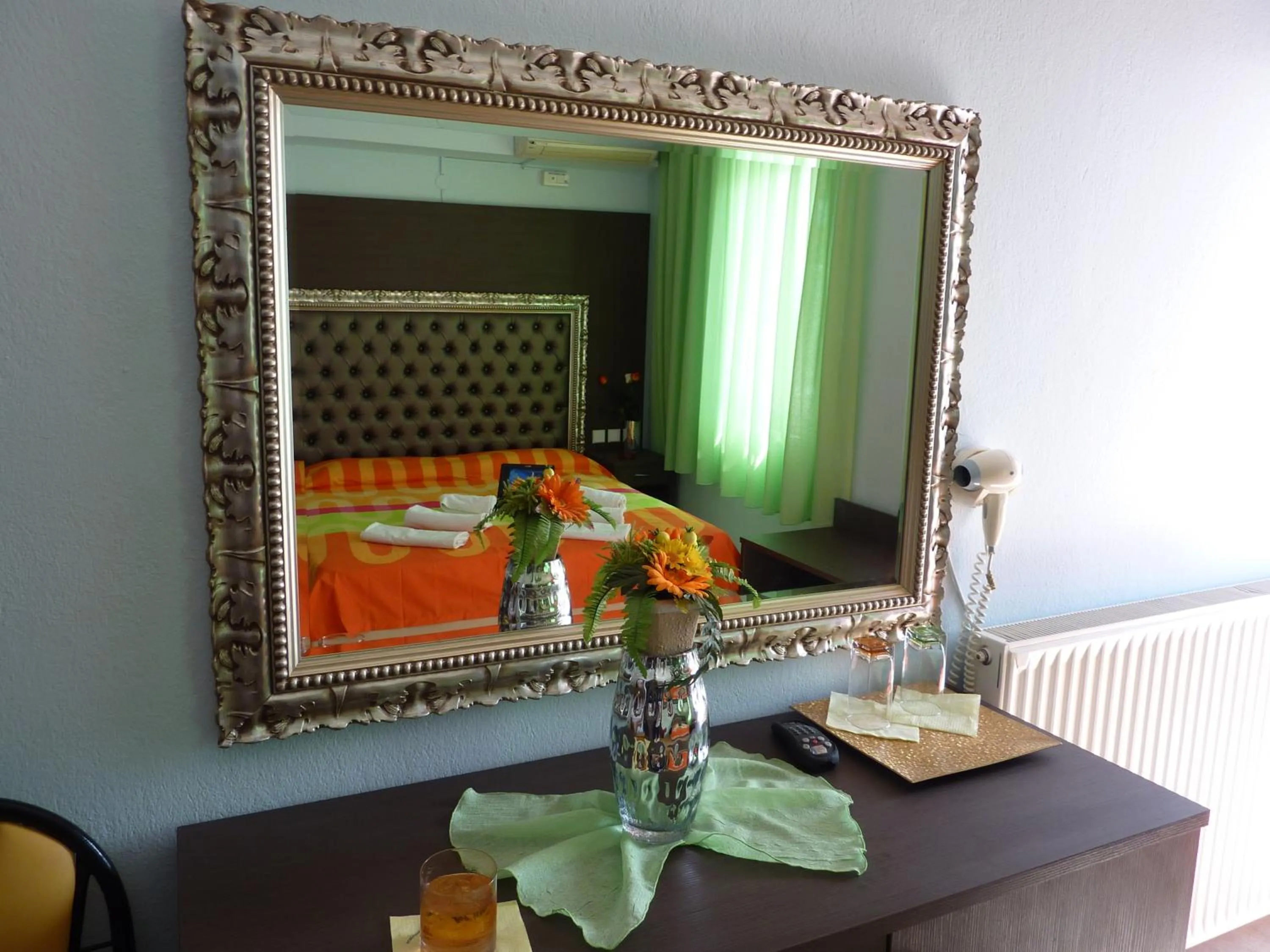 Bed in Hotel White Rose Beach