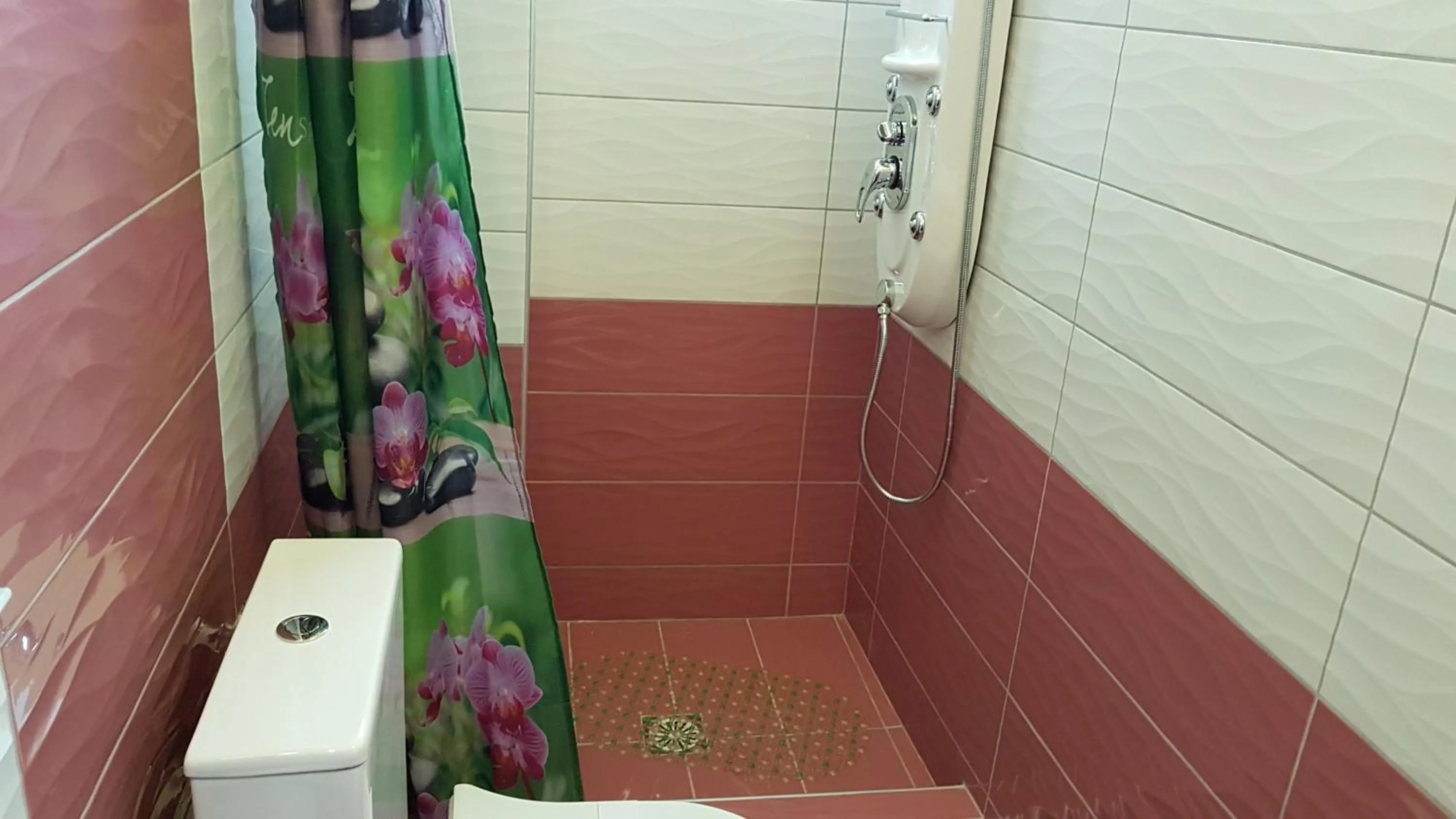 Bathroom in Hotel White Rose Beach