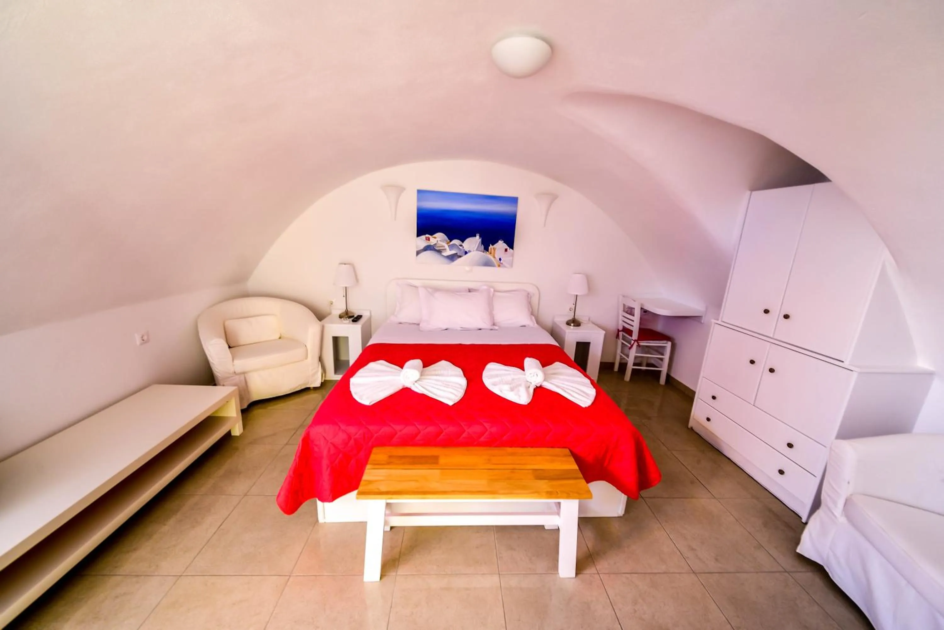 Photo of the whole room, Bed in Caldera View Resort - Adults Only