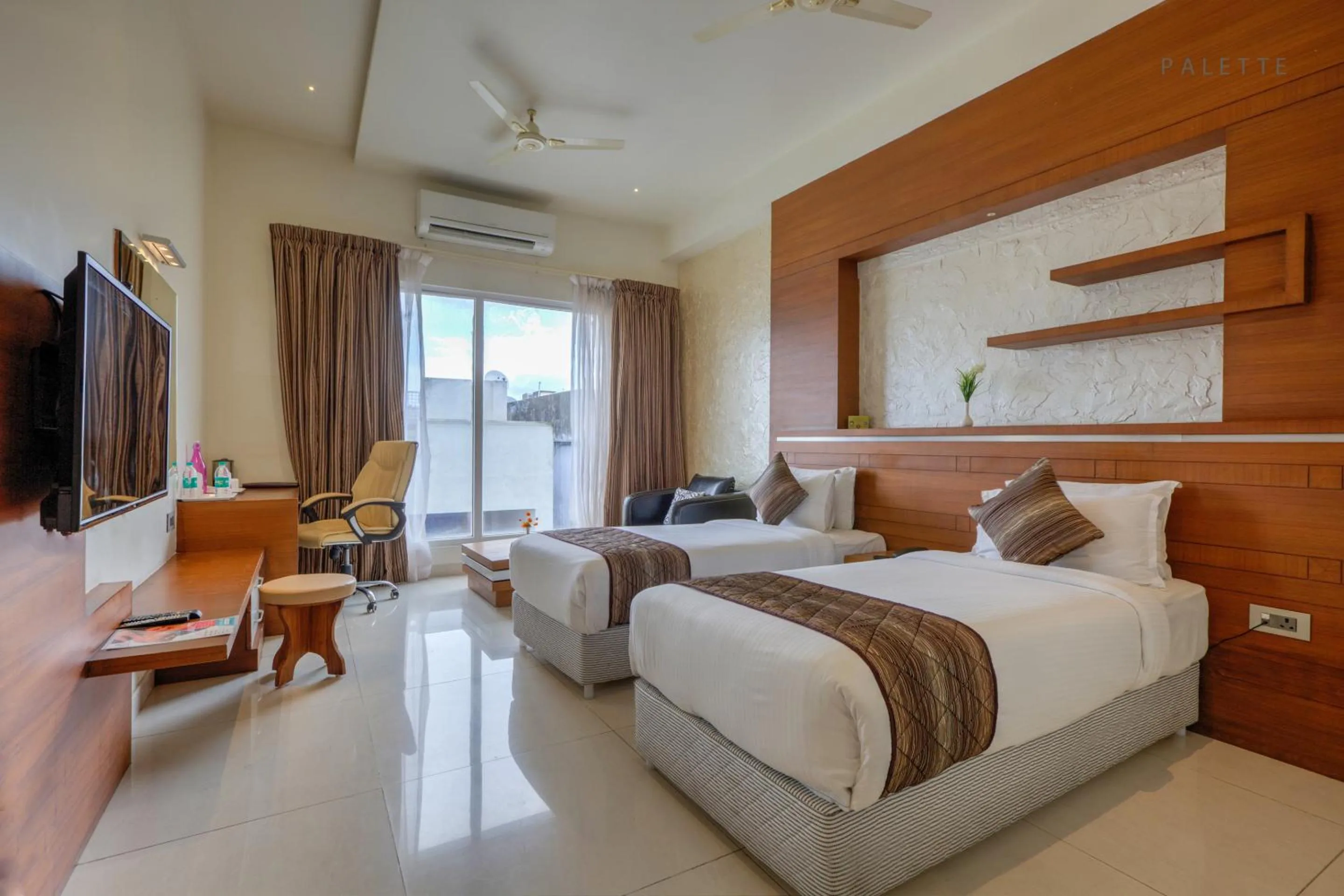 Bedroom, Bed in Hotel Pioneer Grand Palace