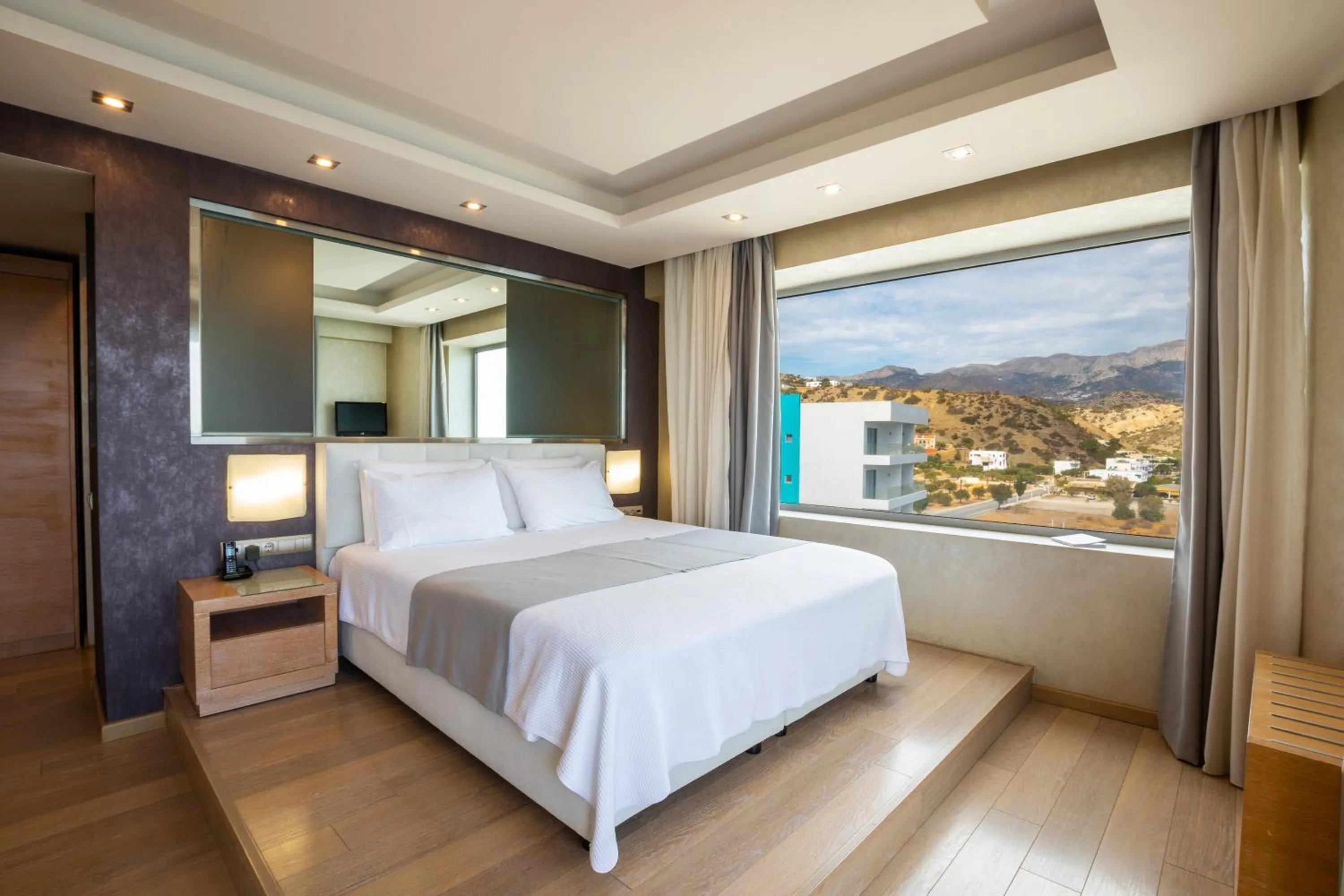 Bed in Konstantinos Palace