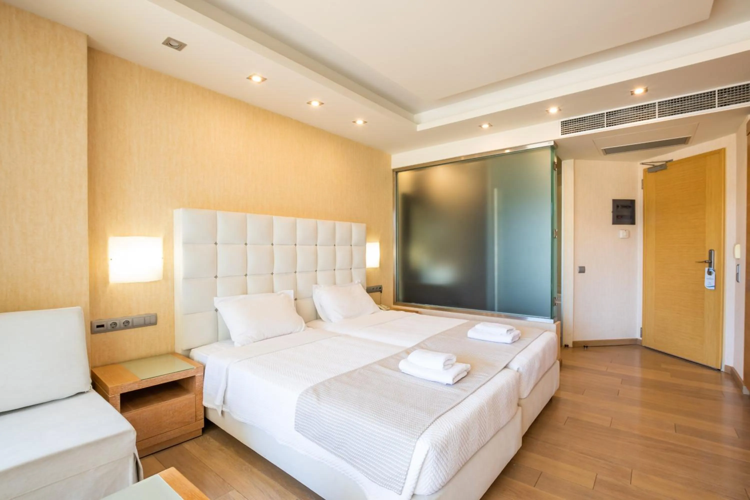 Bedroom, Bed in Konstantinos Palace