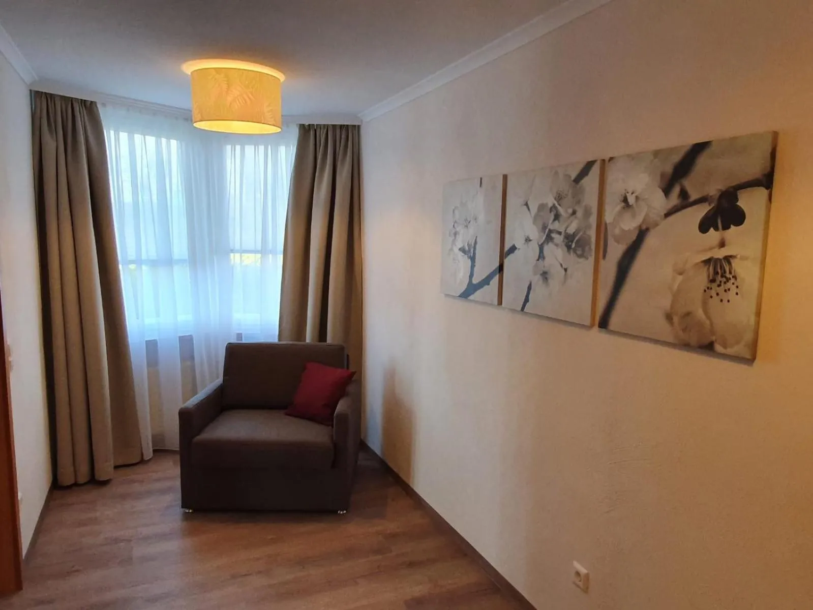 Seating area in Hotel & Restaurant "Am Obstgarten"