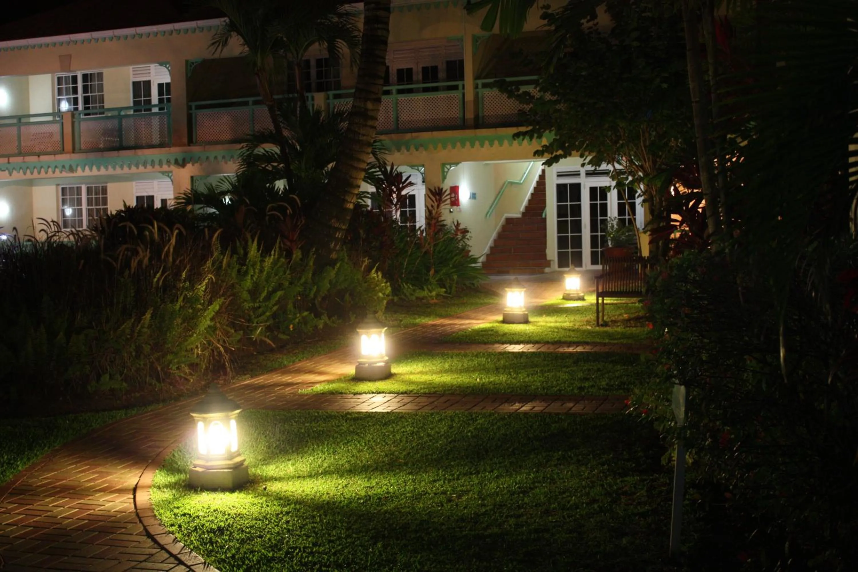 BBQ facilities in Blue Orchids Beach Hotel