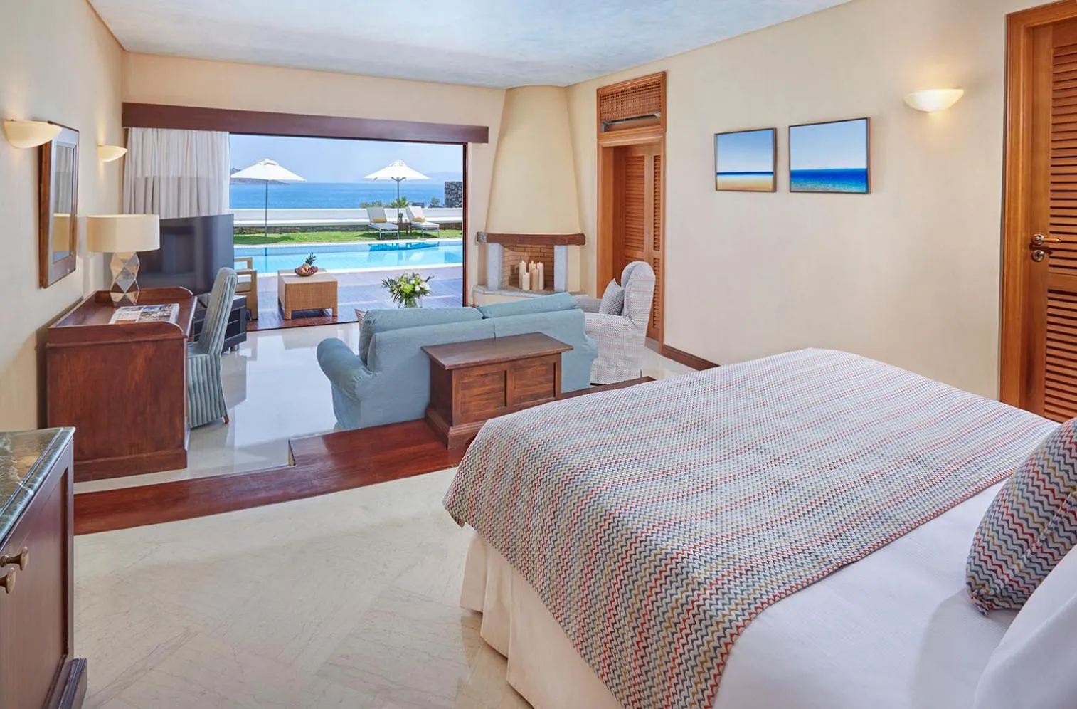 Bedroom, Bed in Elounda Beach Hotel & Villas, a Member of the Leading Hotels of the World