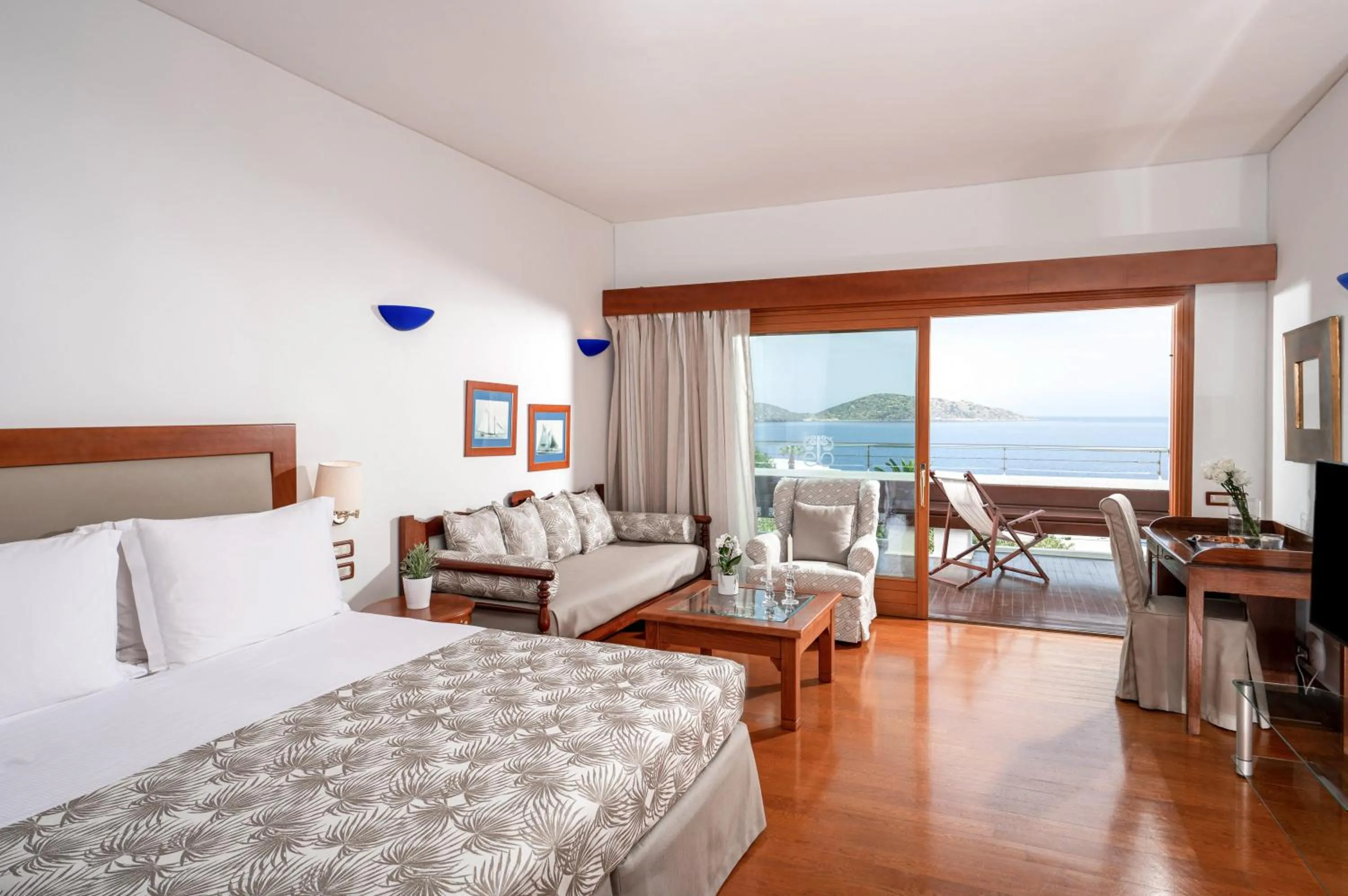Bedroom, Bed in Elounda Beach Hotel & Villas, a Member of the Leading Hotels of the World