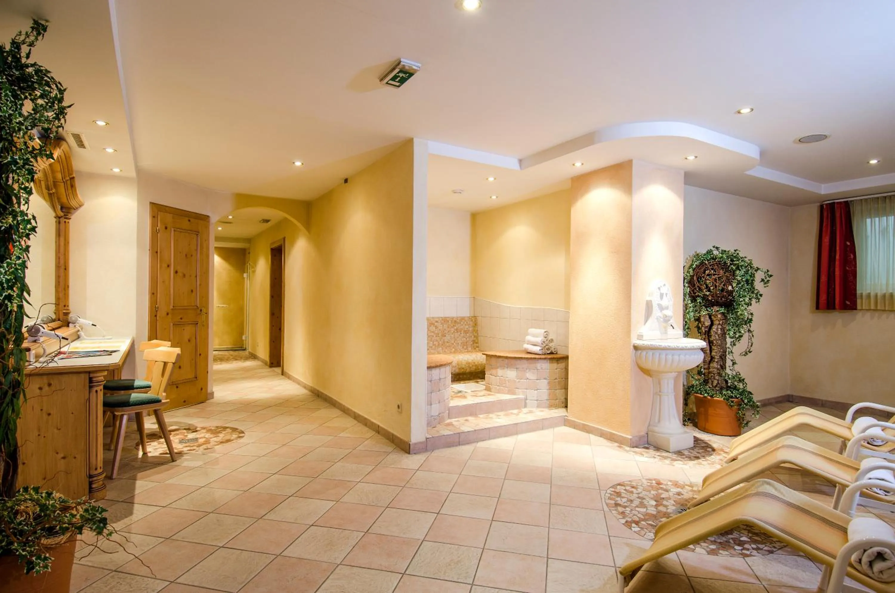 Sauna in Hotel Garni Siegele - inklusive Silvretta-Card PREMIUM