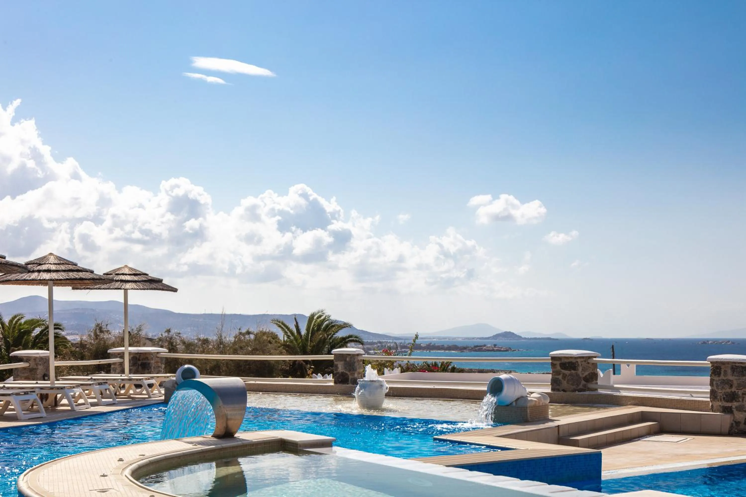 Swimming pool in Kavuras Village Hotel & Suites