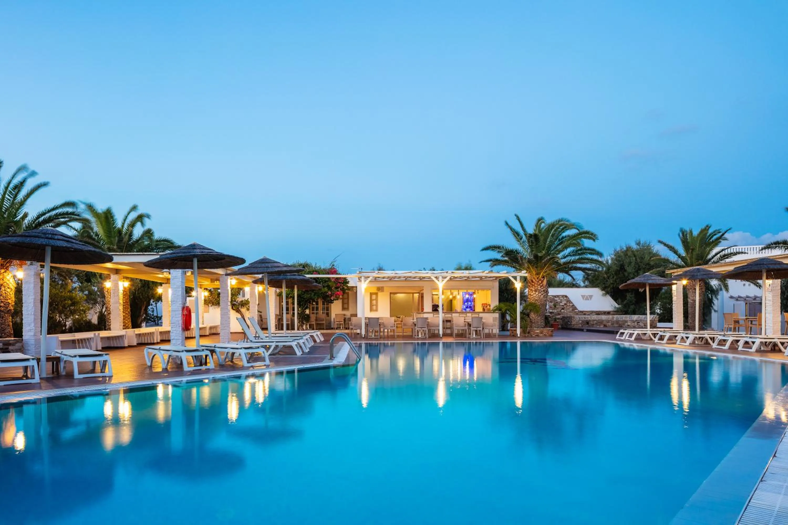 Swimming pool in Kavuras Village Hotel & Suites