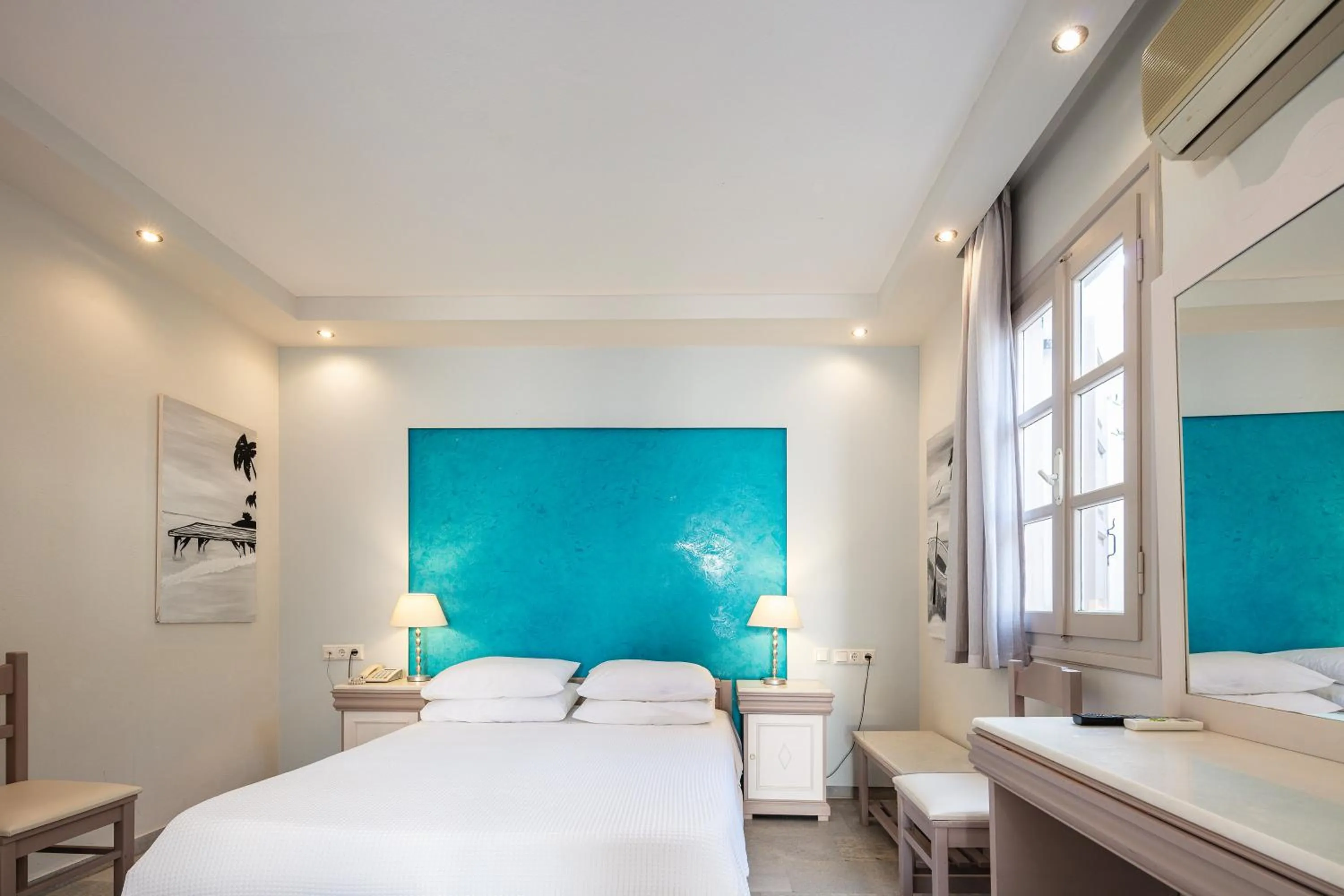 Bed in Kavuras Village Hotel & Suites