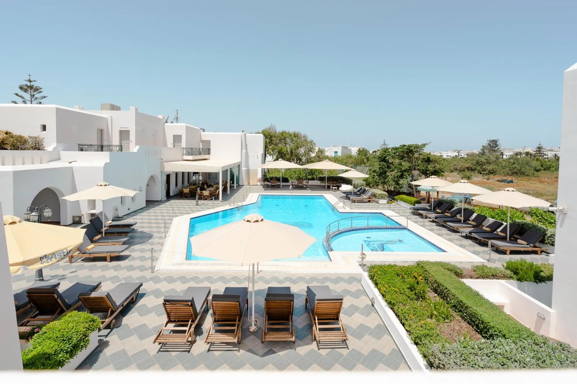 Property building in Astir Of Naxos