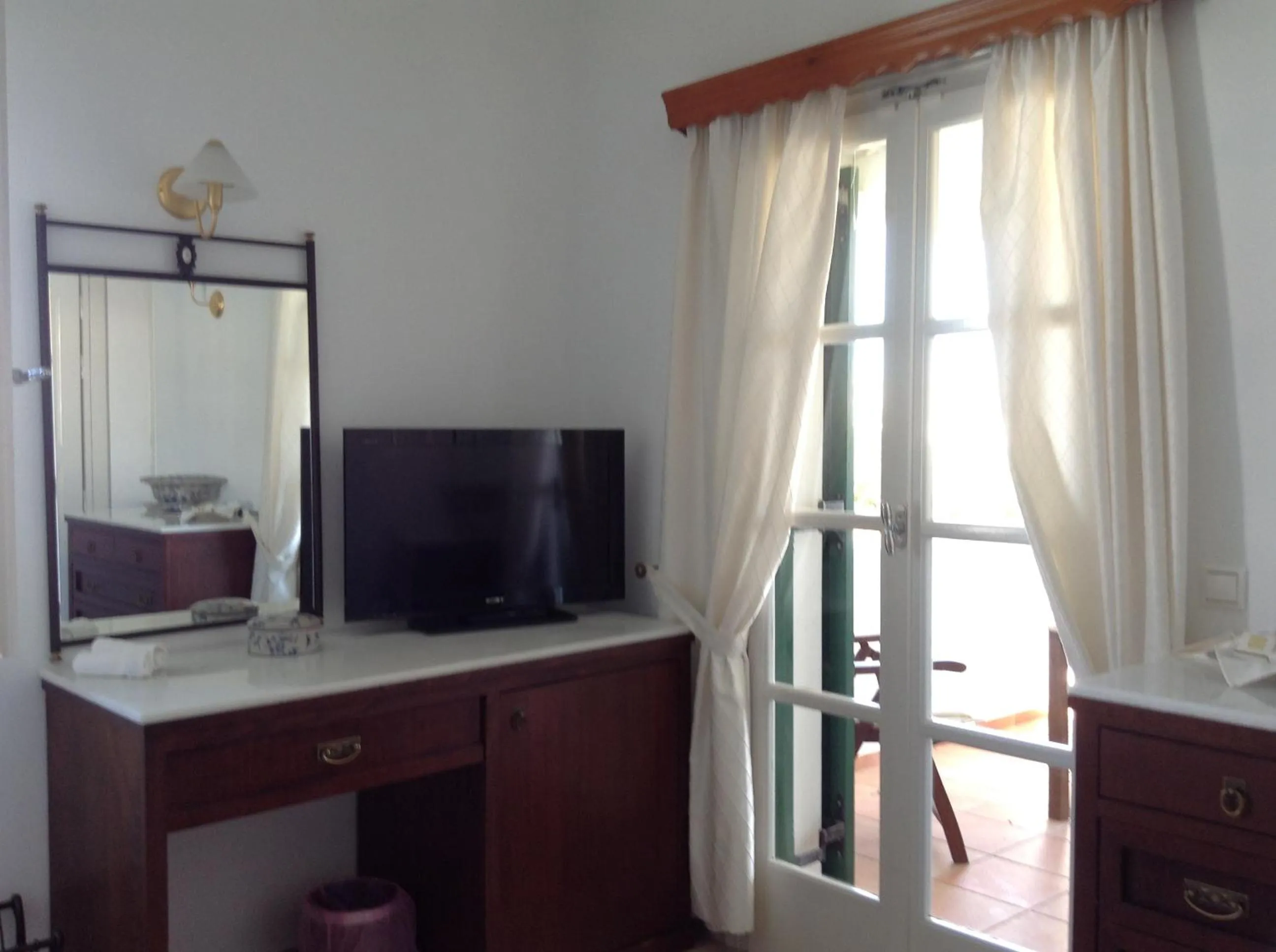 Area and facilities in Astir Of Naxos