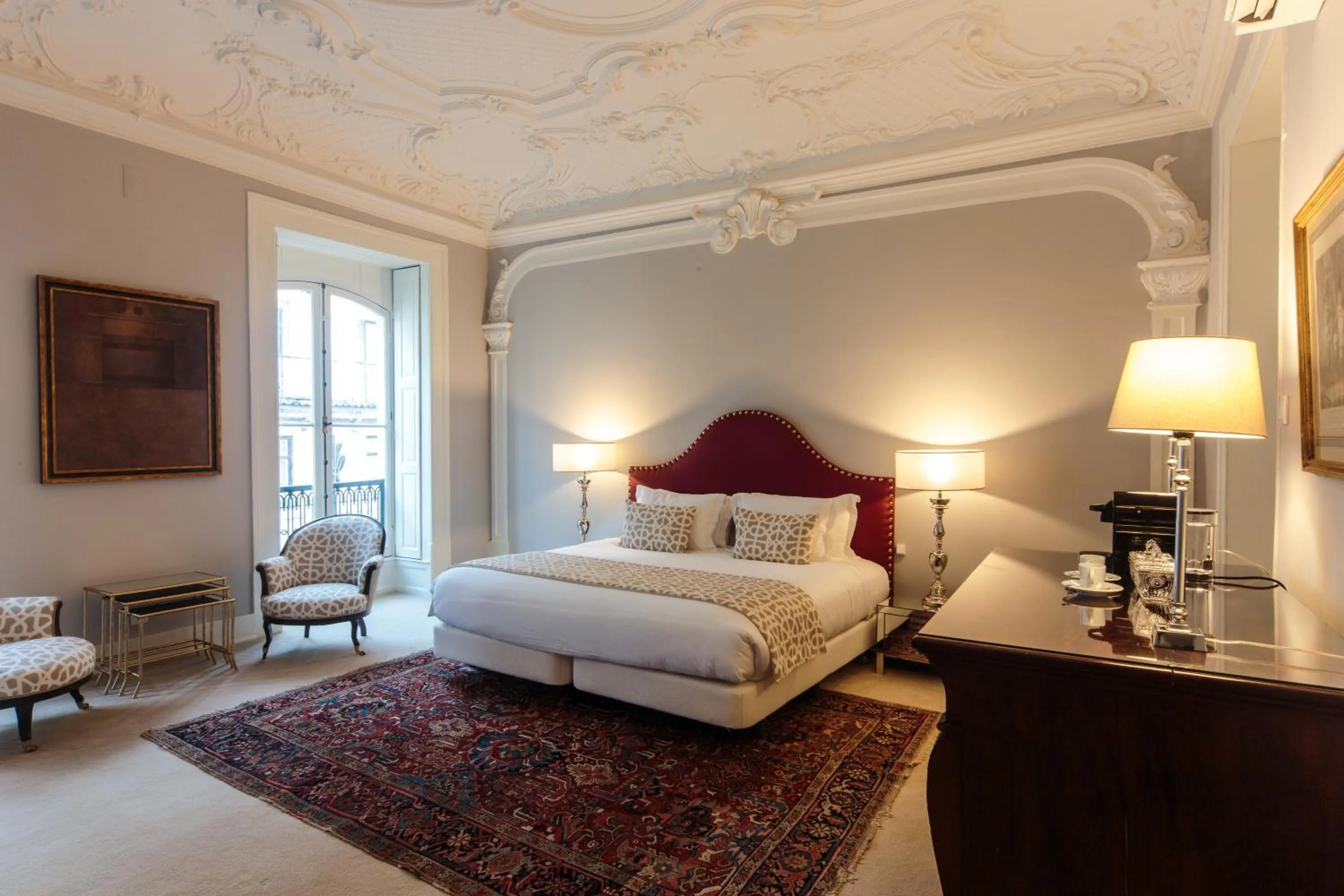 Property building, Bed in Dear Lisbon - Palace Chiado Suites