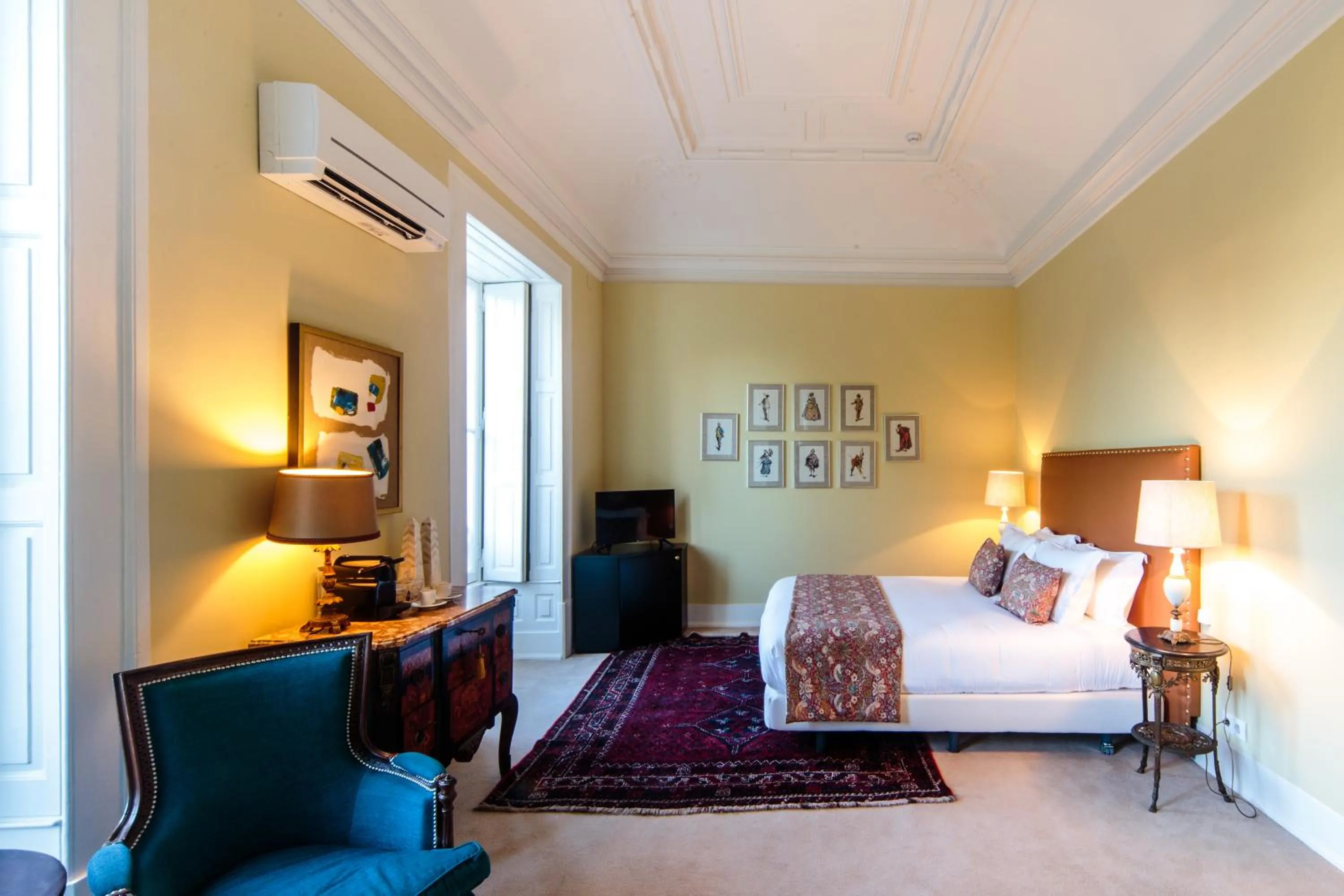 Other, Bed in Dear Lisbon - Palace Chiado Suites