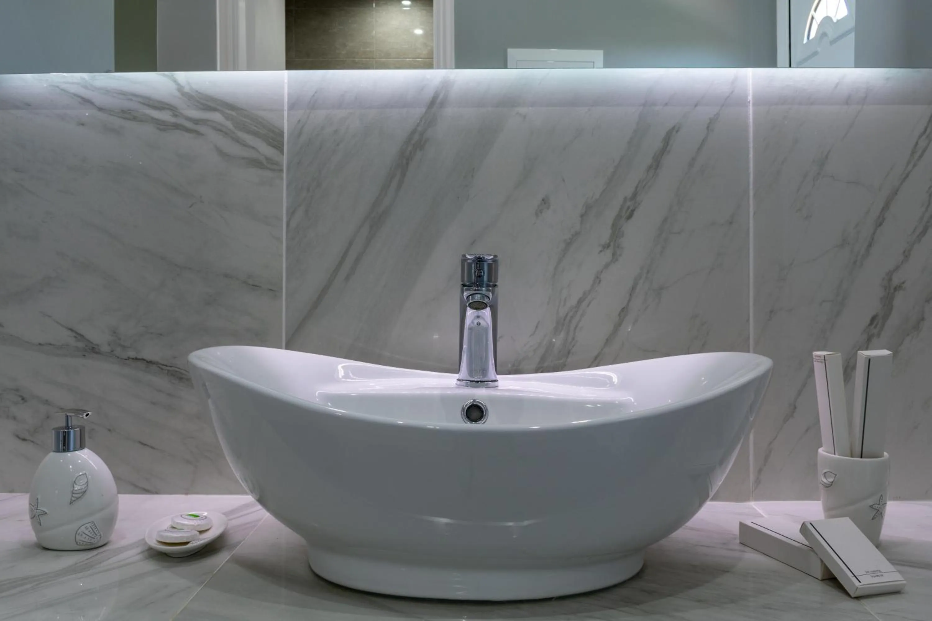 Bathroom in Zante Pantheon Hotel