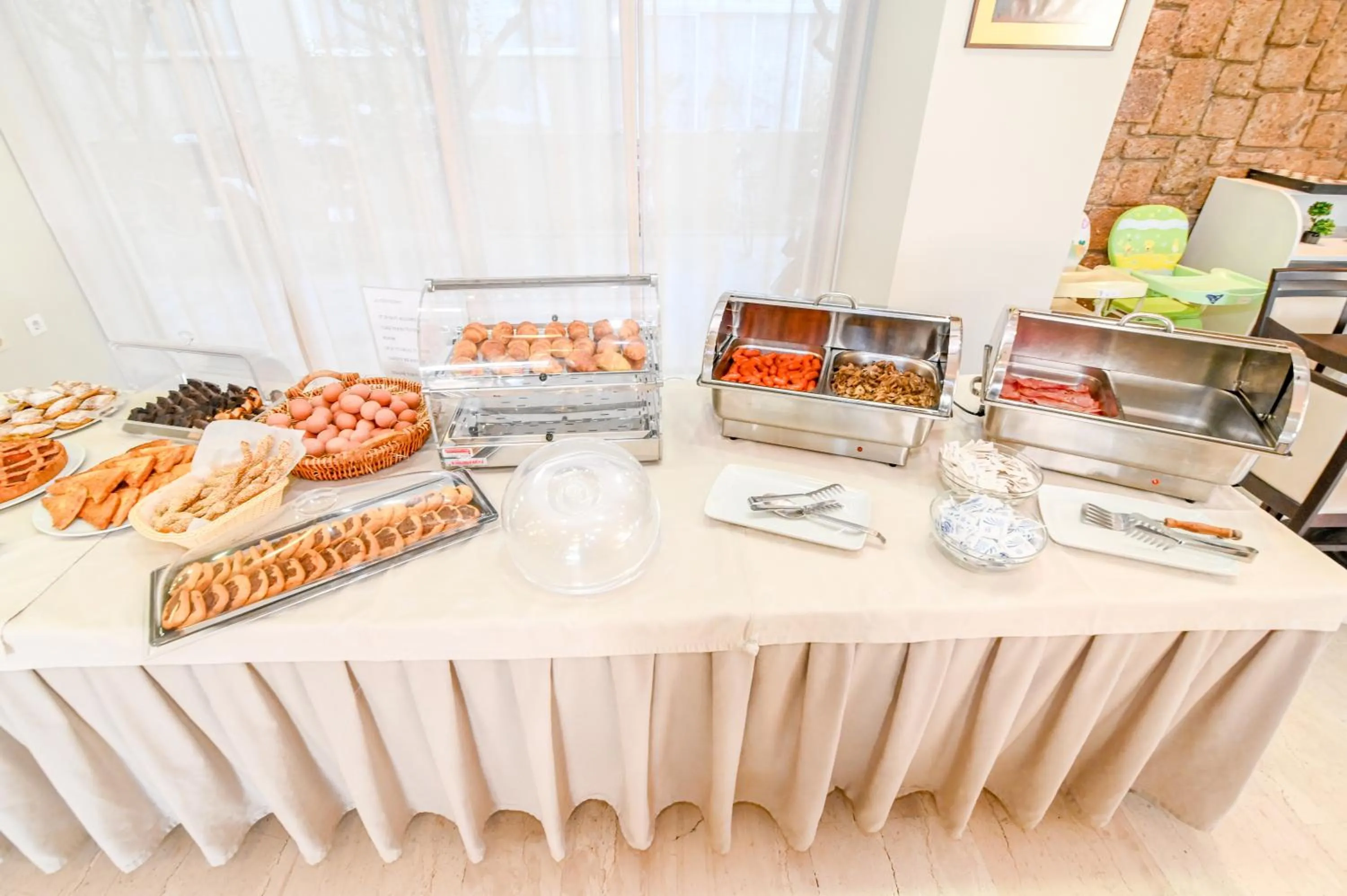 Saint Constantine Hotel