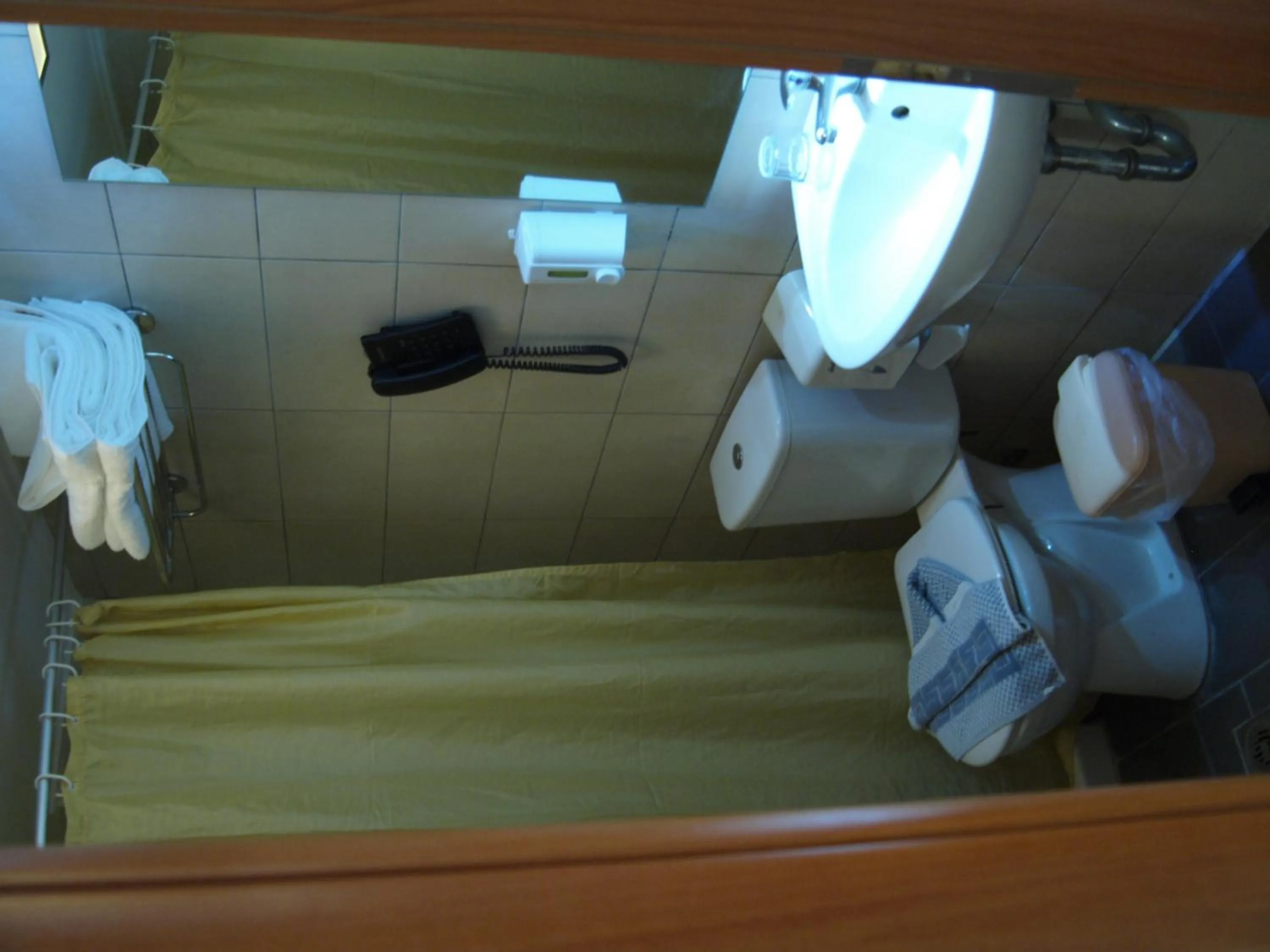 Toilet in Saint Constantine Hotel