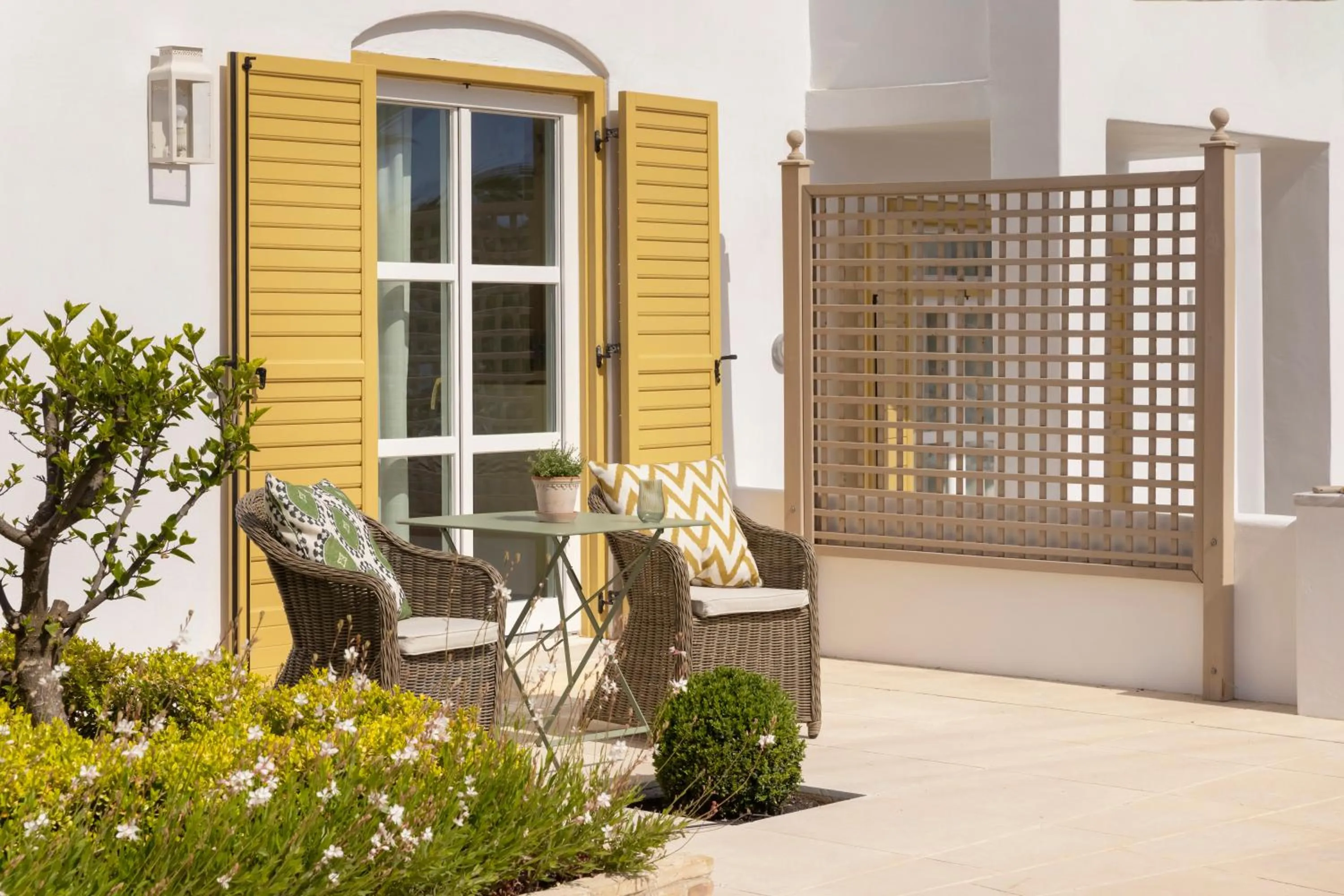 Balcony/Terrace in Dorion Hotel