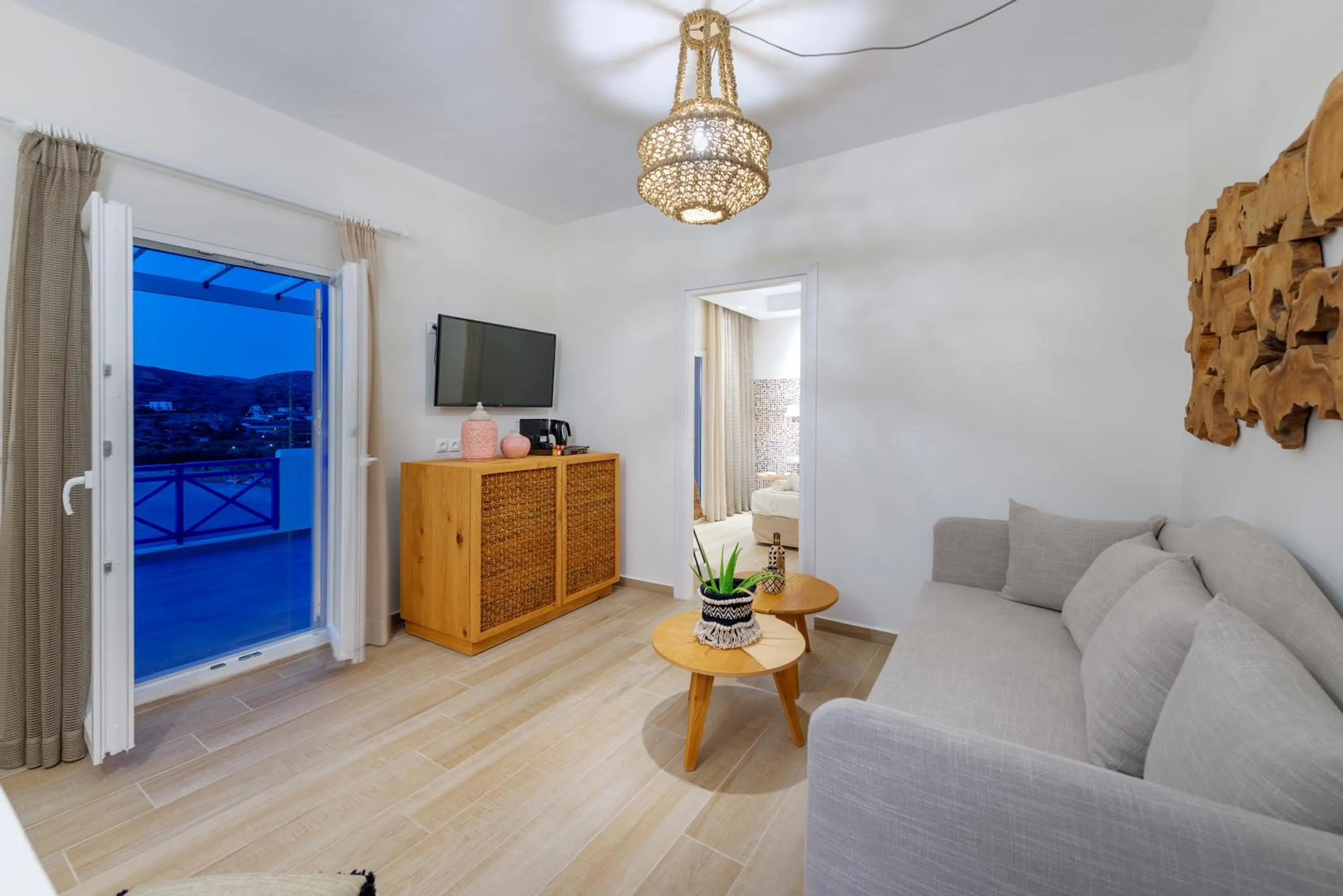 Seating area in Dolphin Bay Seaside Resort & Suites