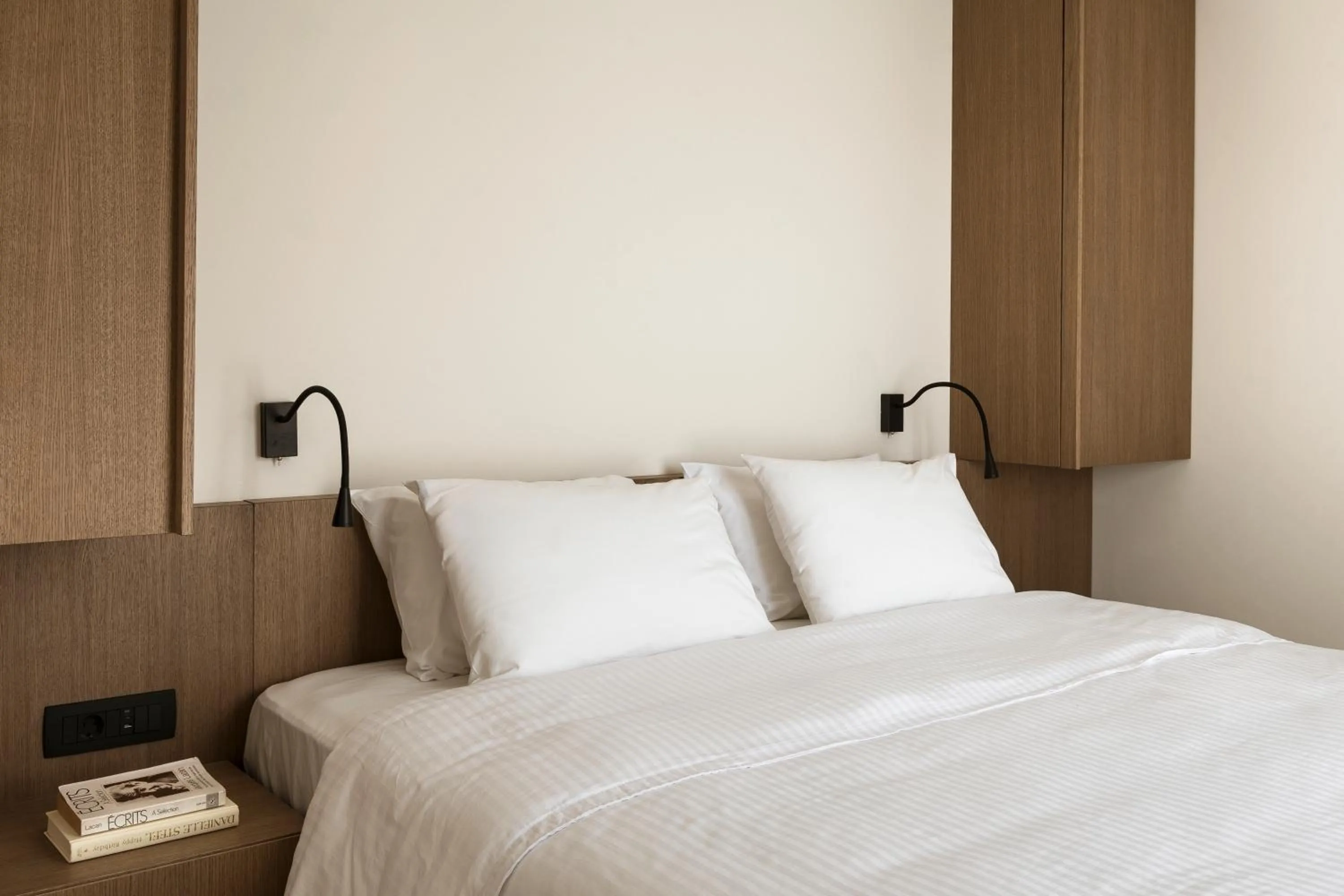 Bedroom, Bed in Dolphin Bay Seaside Resort & Suites