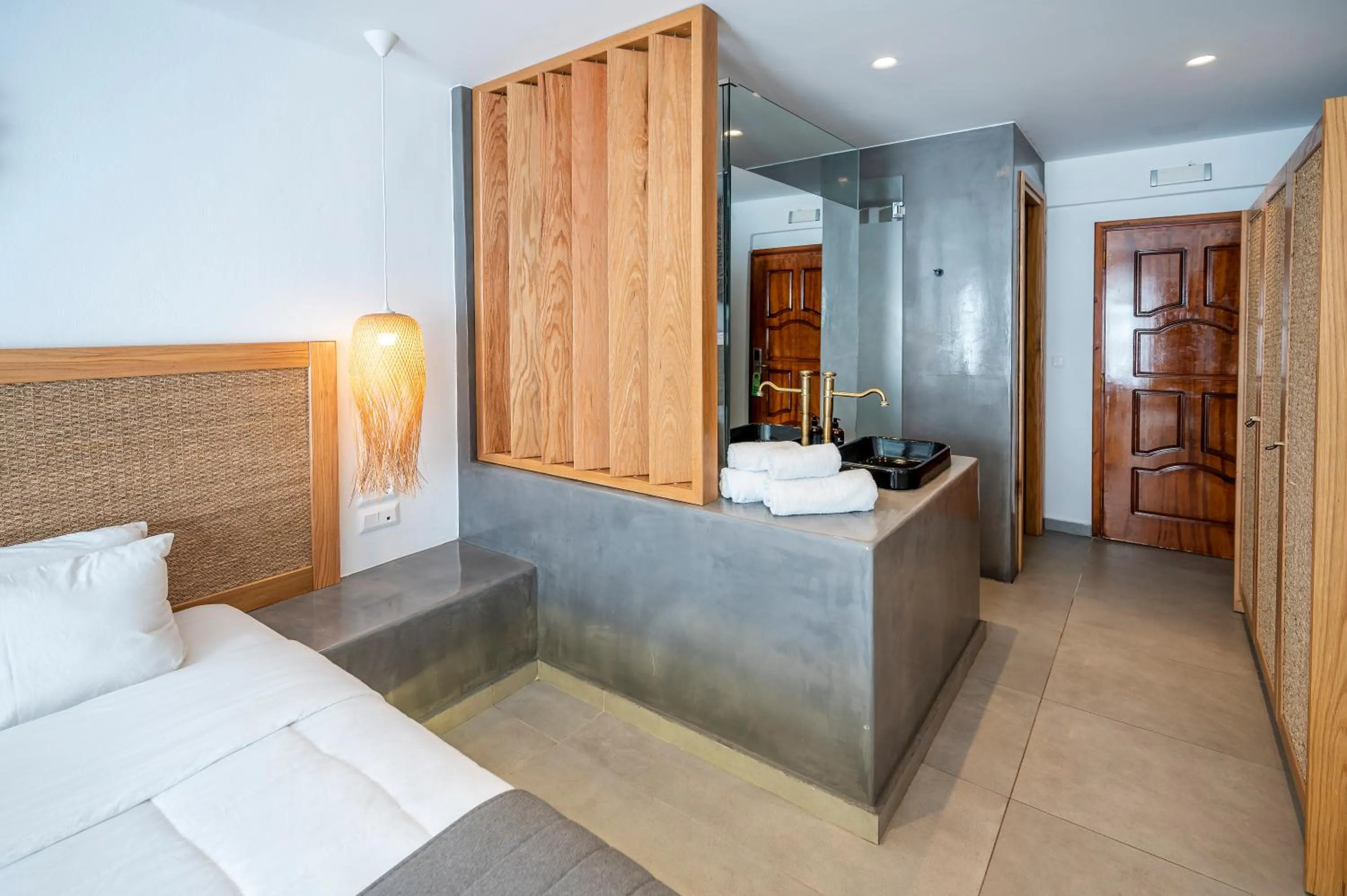 Bedroom, Bed in Smy Mediterranean White Santorini