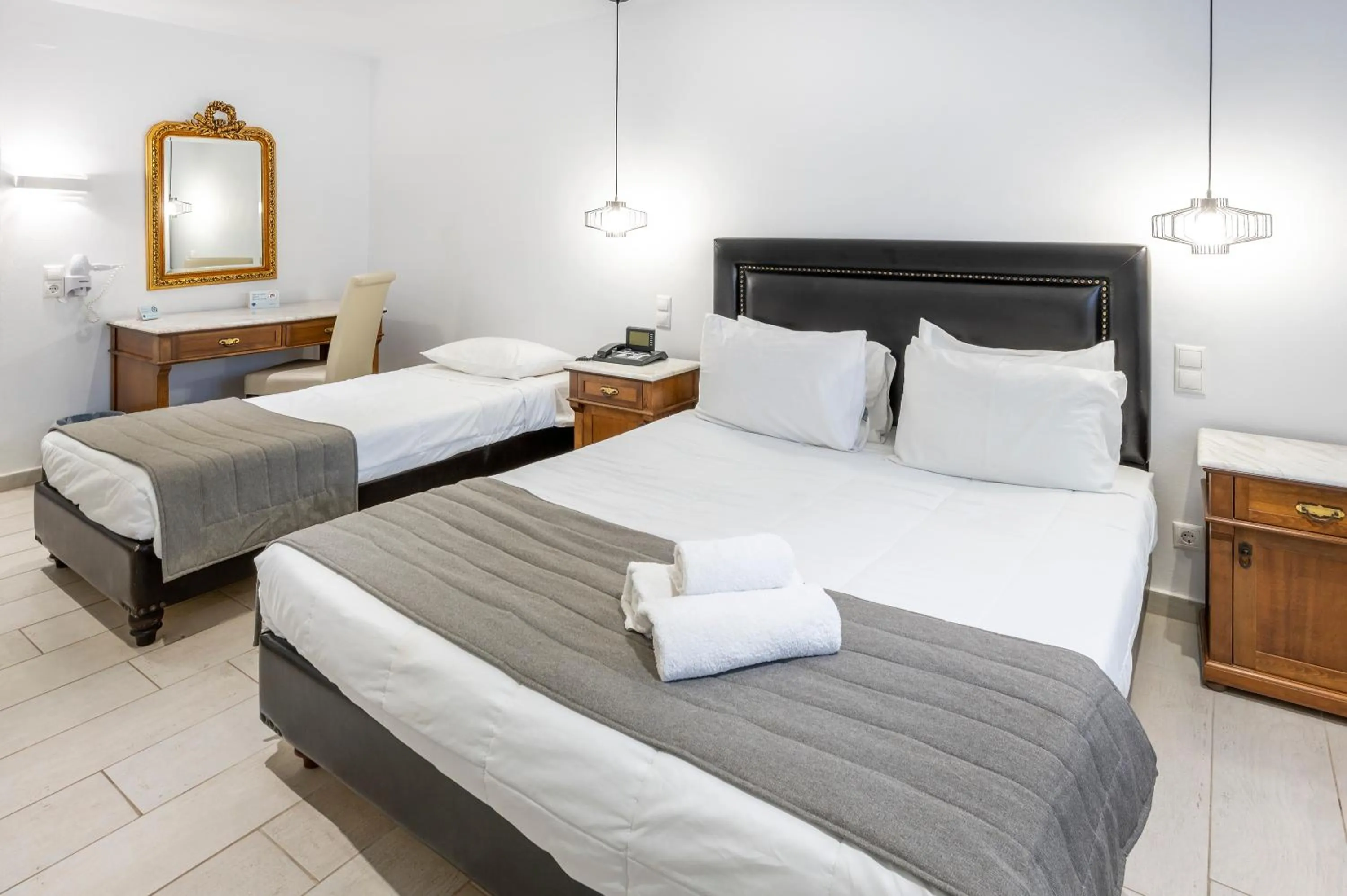 Bedroom, Bed in Smy Mediterranean White Santorini