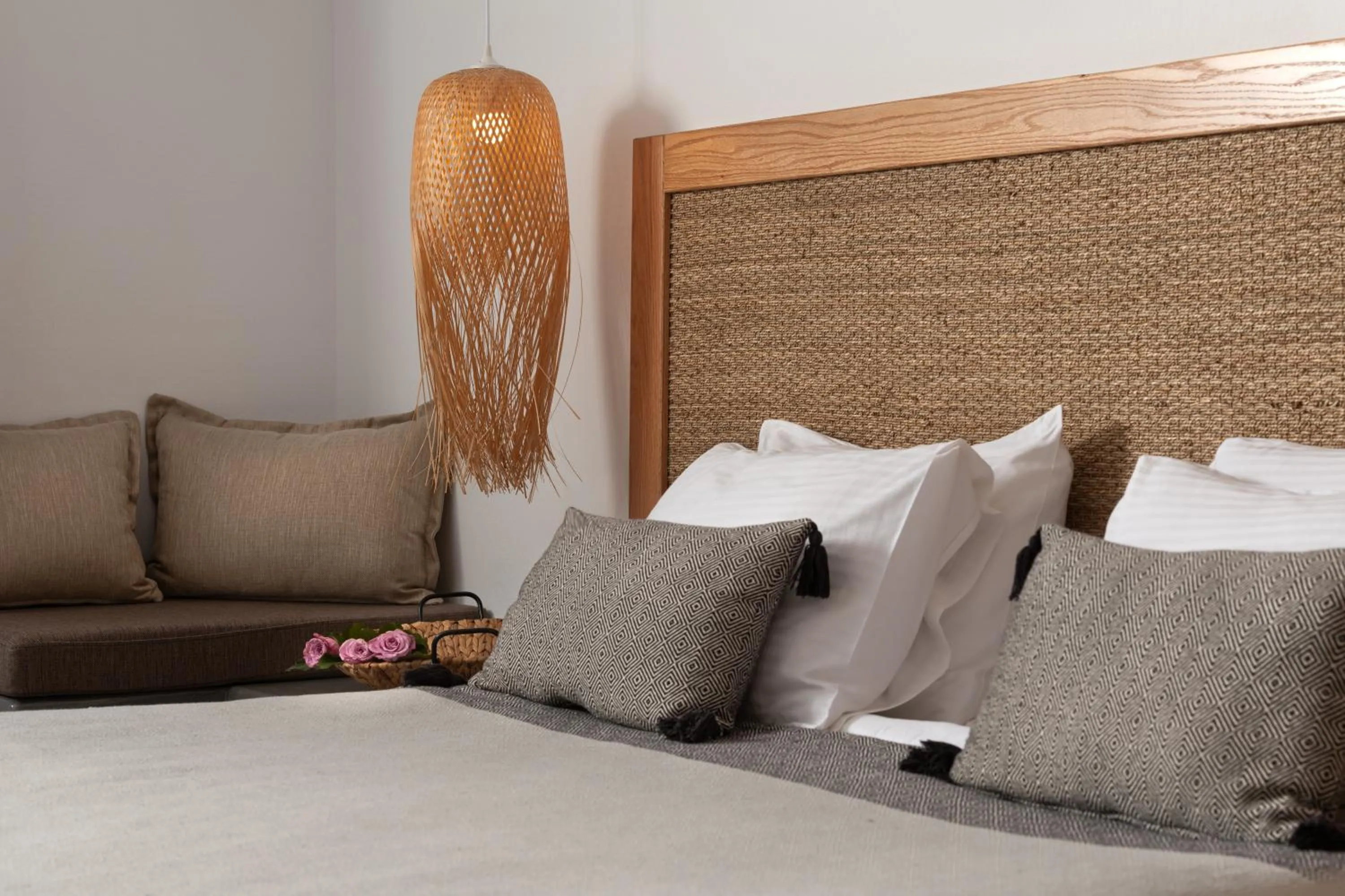 Bedroom, Bed in Smy Mediterranean White Santorini