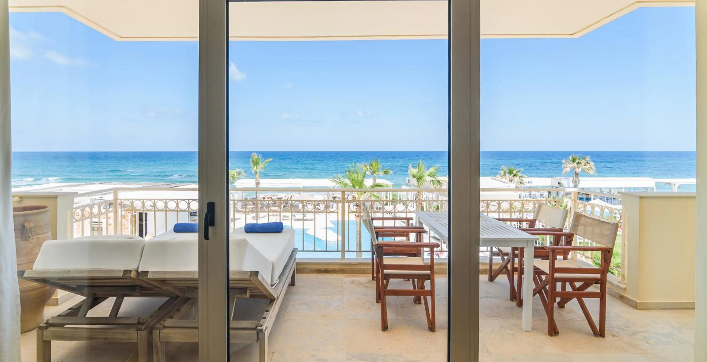 Parthenis Beach, Suites by the Sea