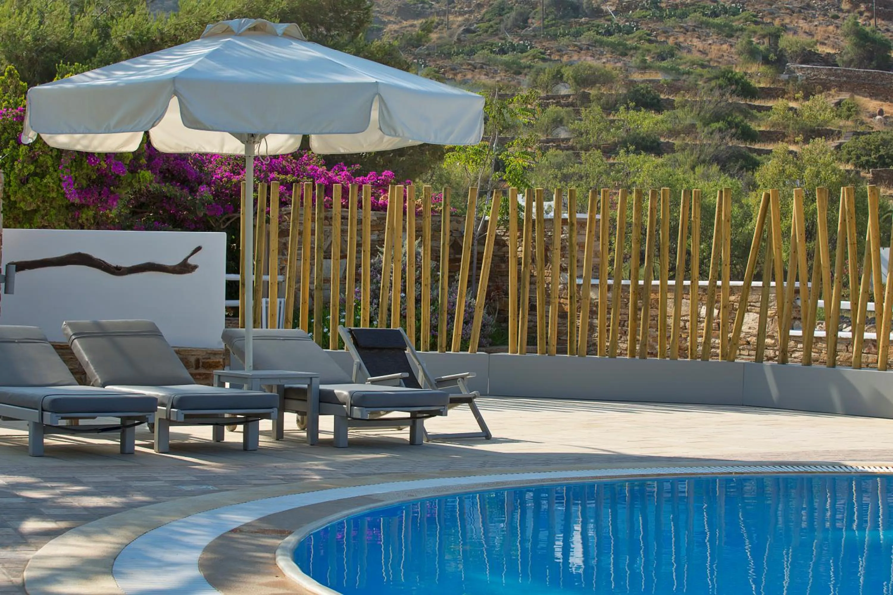 Day in Dionysos Seaside Resort Ios