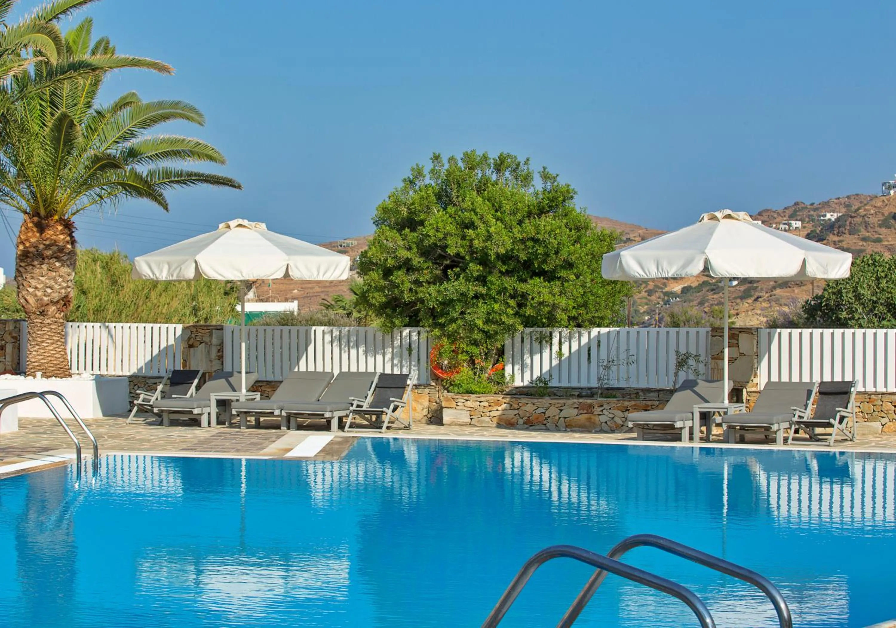 Day in Dionysos Seaside Resort Ios