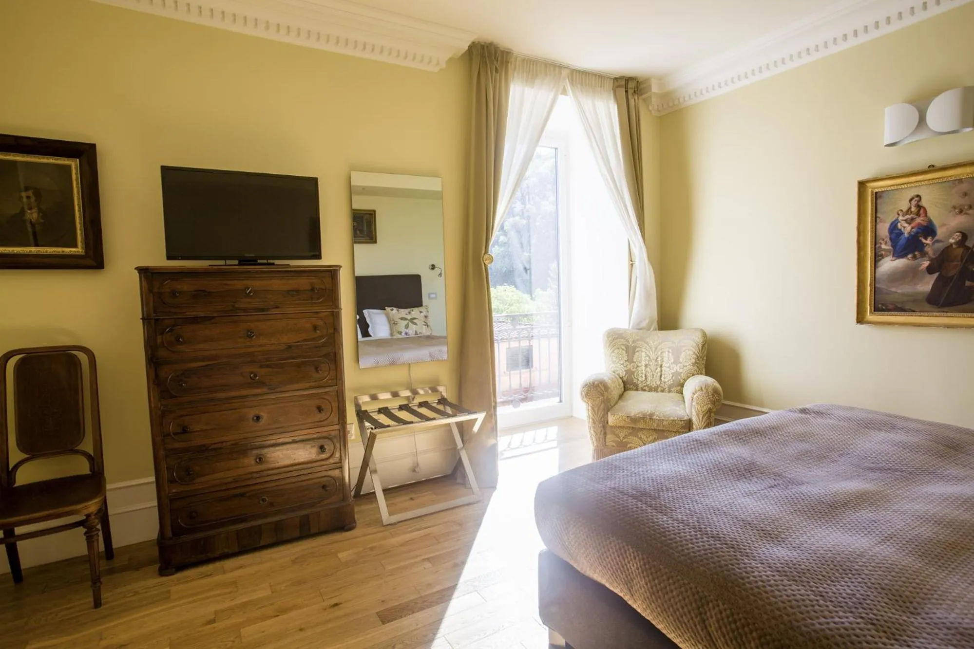 Photo of the whole room in Palazzo del Senatore