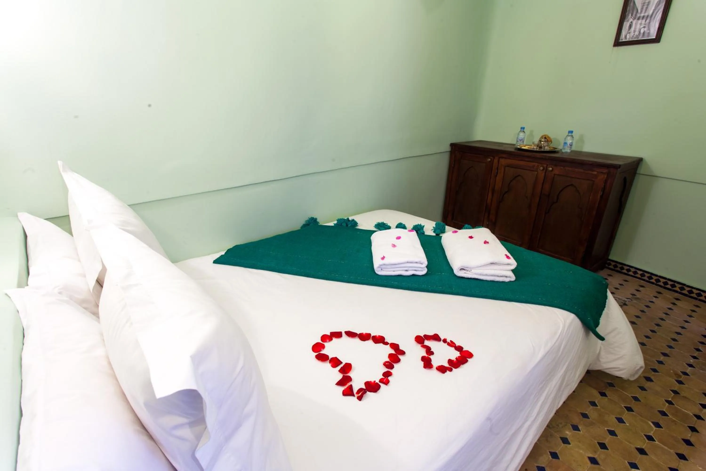 Bedroom, Bed in Riad Chams Marrakech