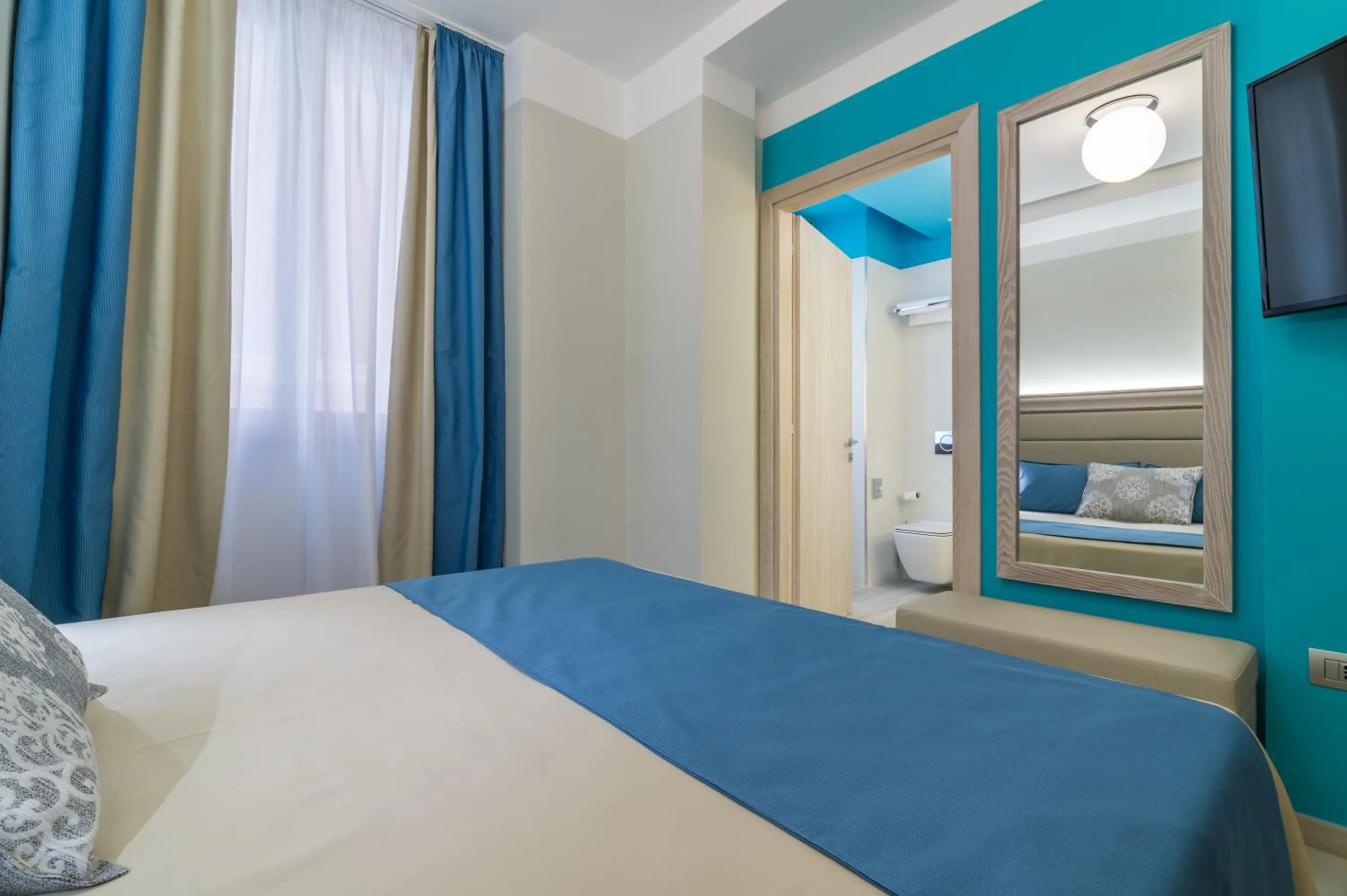 Photo of the whole room, Bed in L'Ambasciata Hotel de Charme