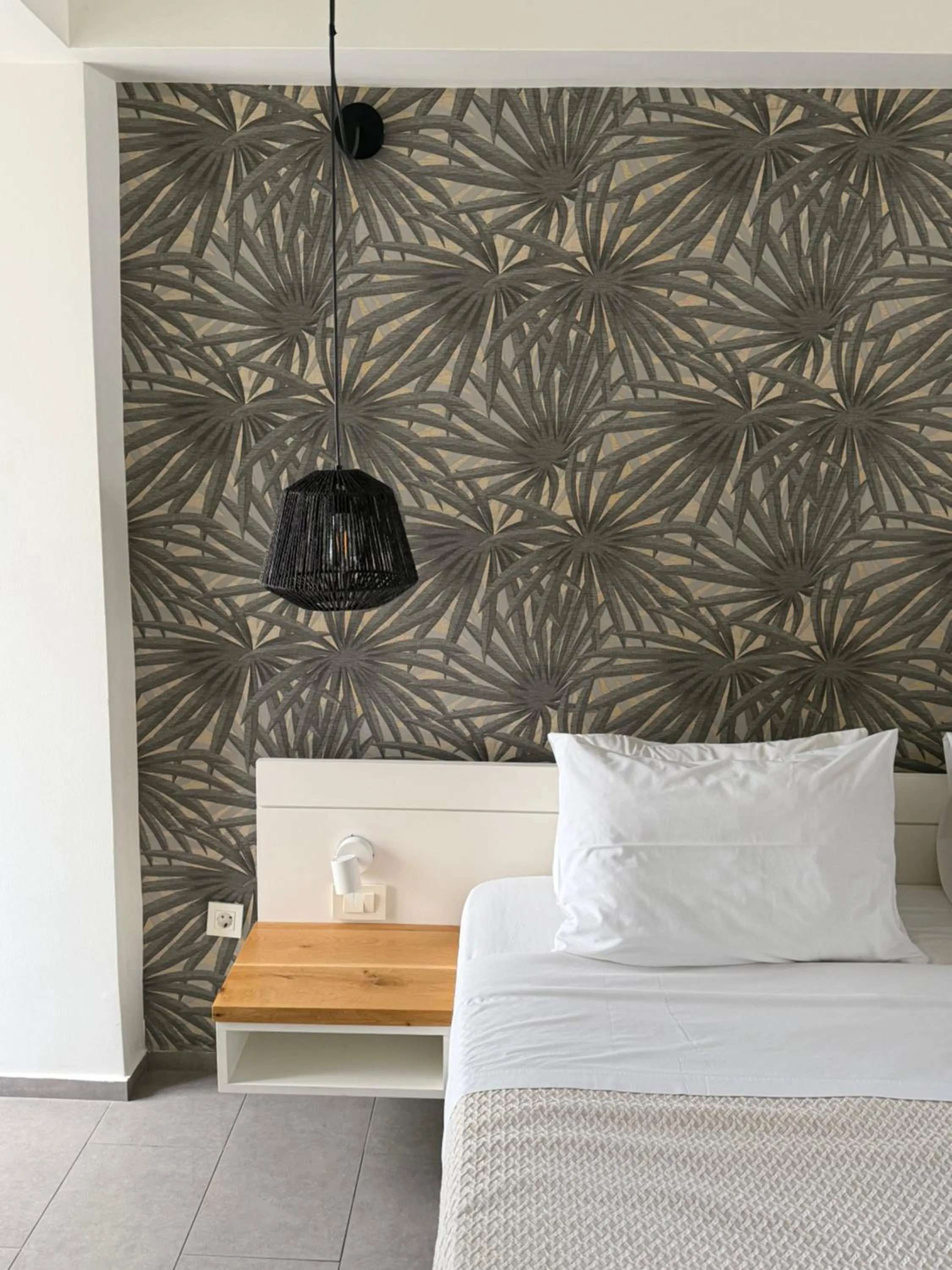 Bedroom, Bed in Atlantis Boutique City Hotel