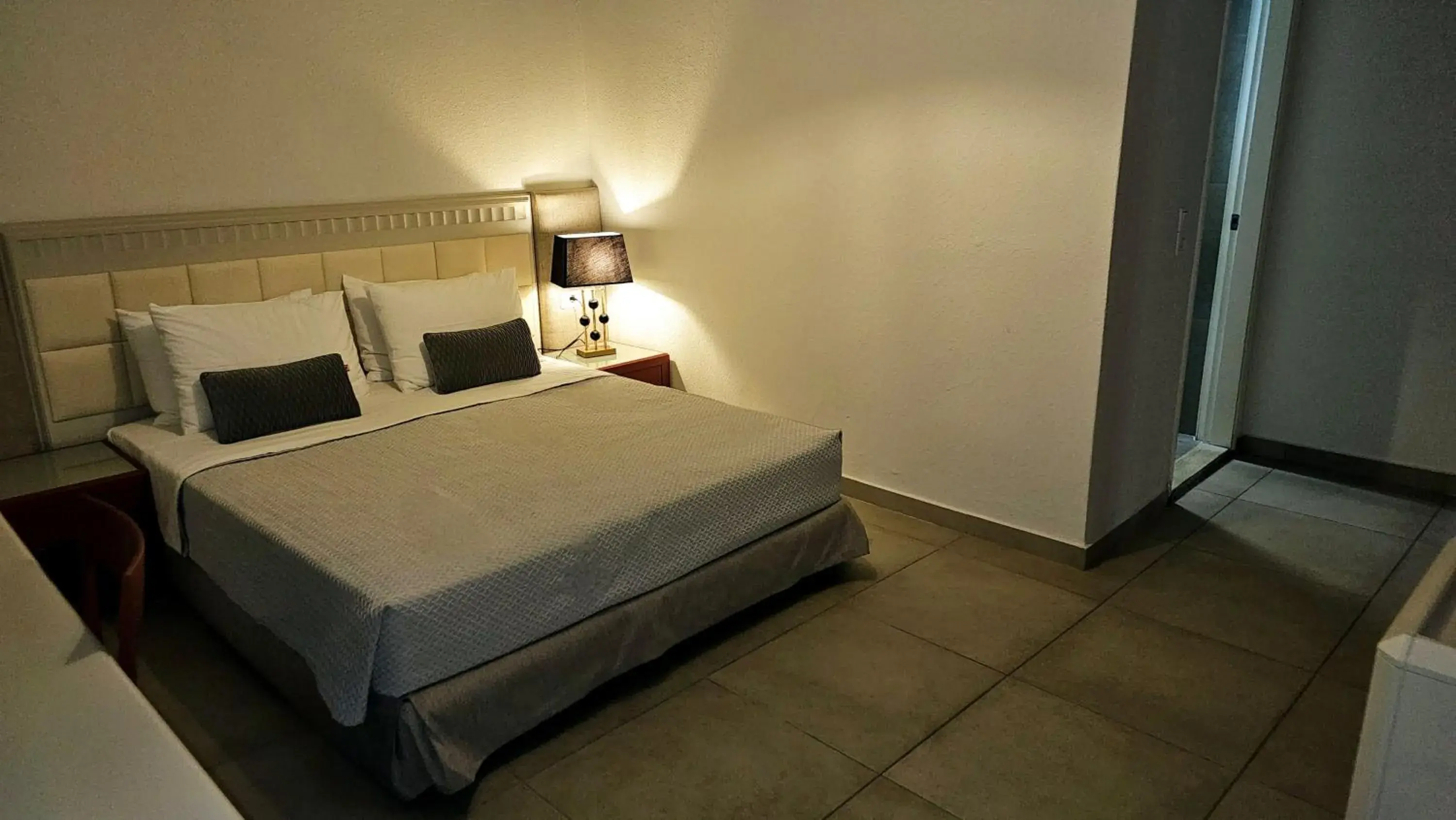 Annex Two Bedroom Family Suite Room with Shared Bathroom in Atlantis Boutique City Hotel Annex Two Bedroom Family Suite Room with Shared Bathroom in Atlantis Boutique City Hotel