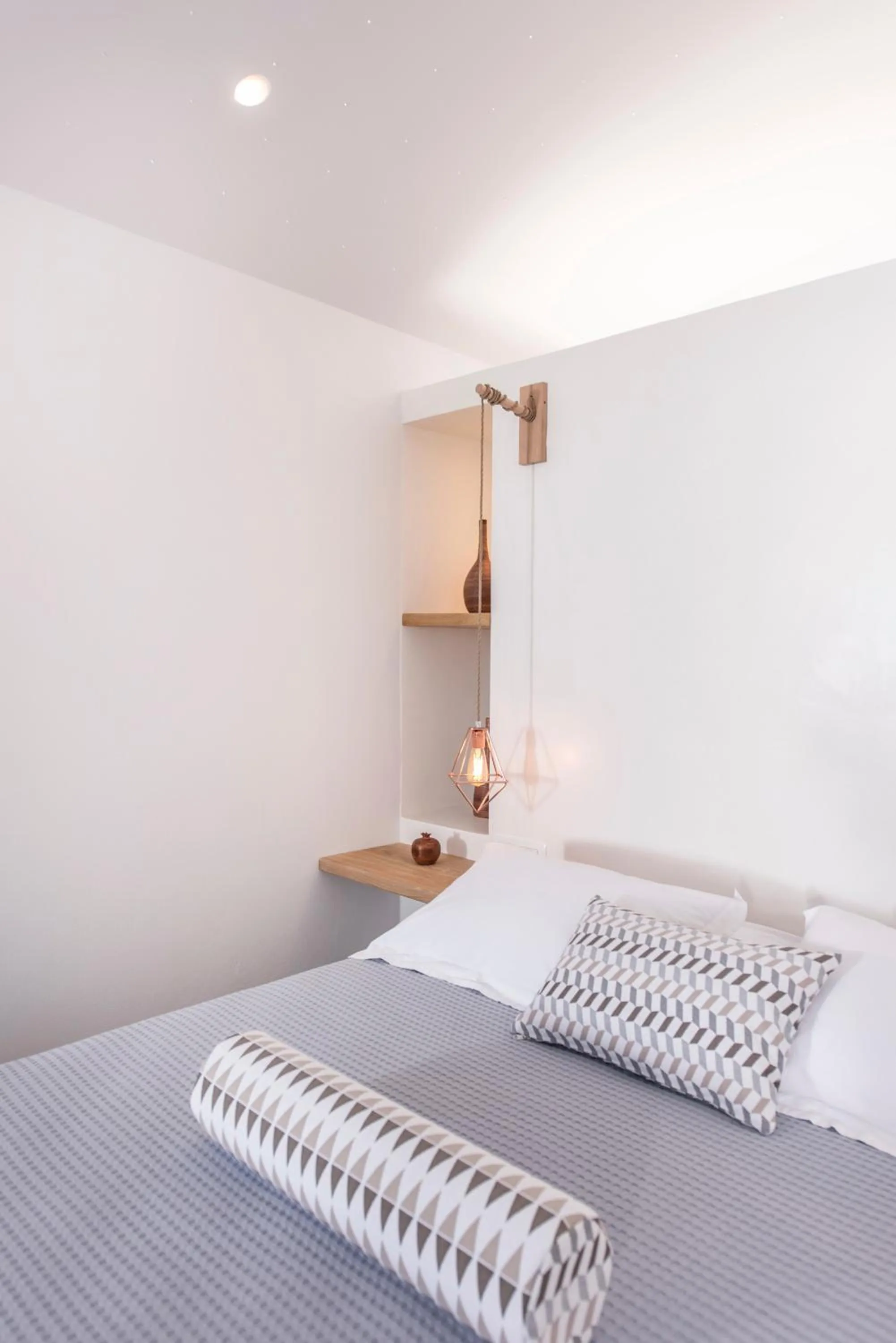 Time of day, Bed in Caldera's Memories