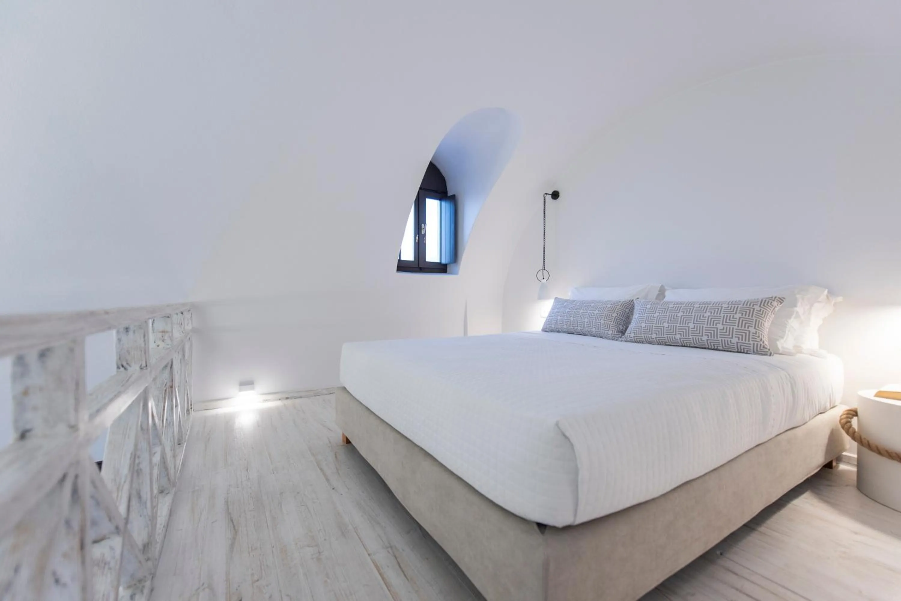 Time of day, Bed in Caldera's Memories