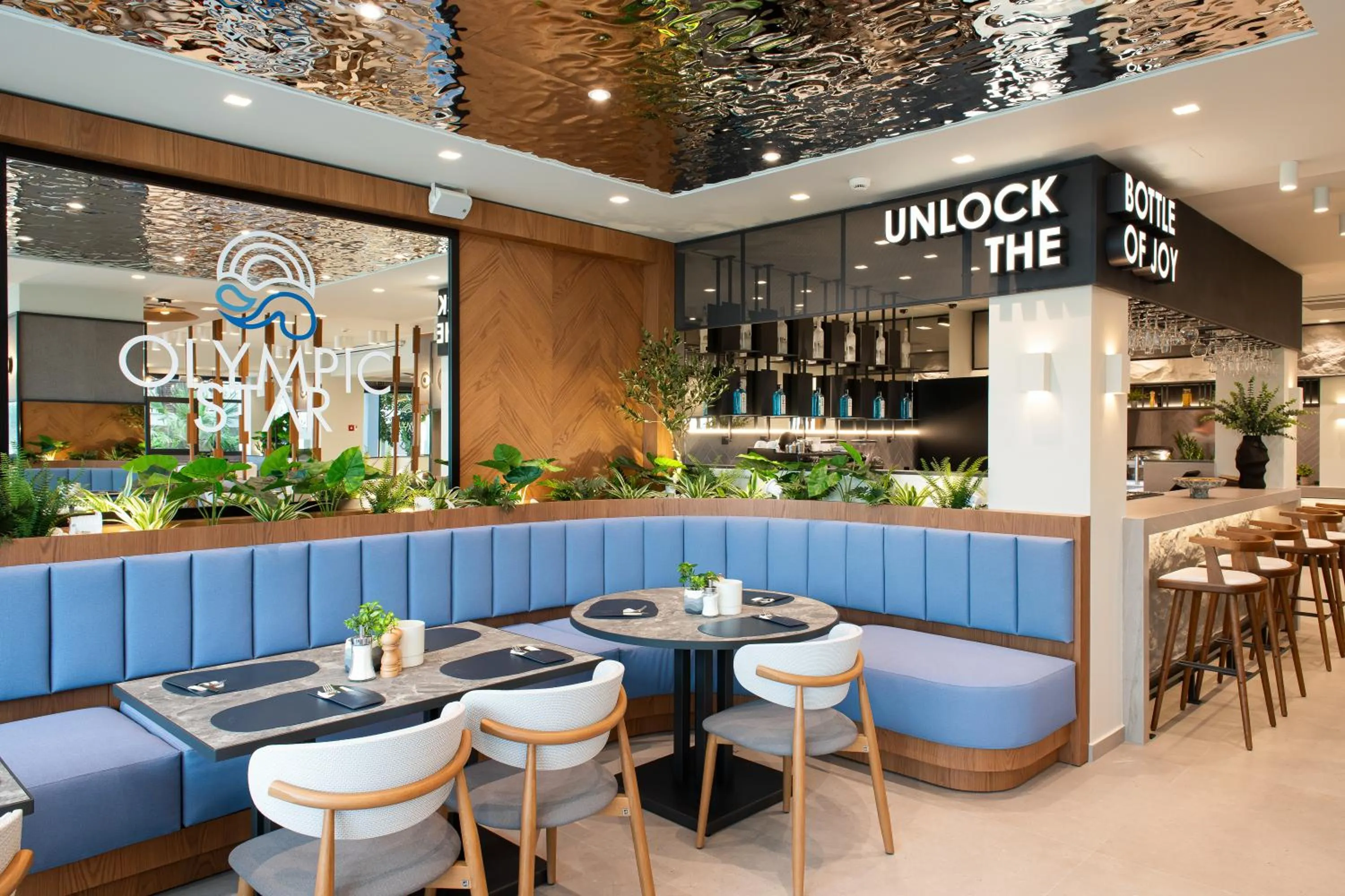 Lounge or bar in Olympic Star Beach Hotel