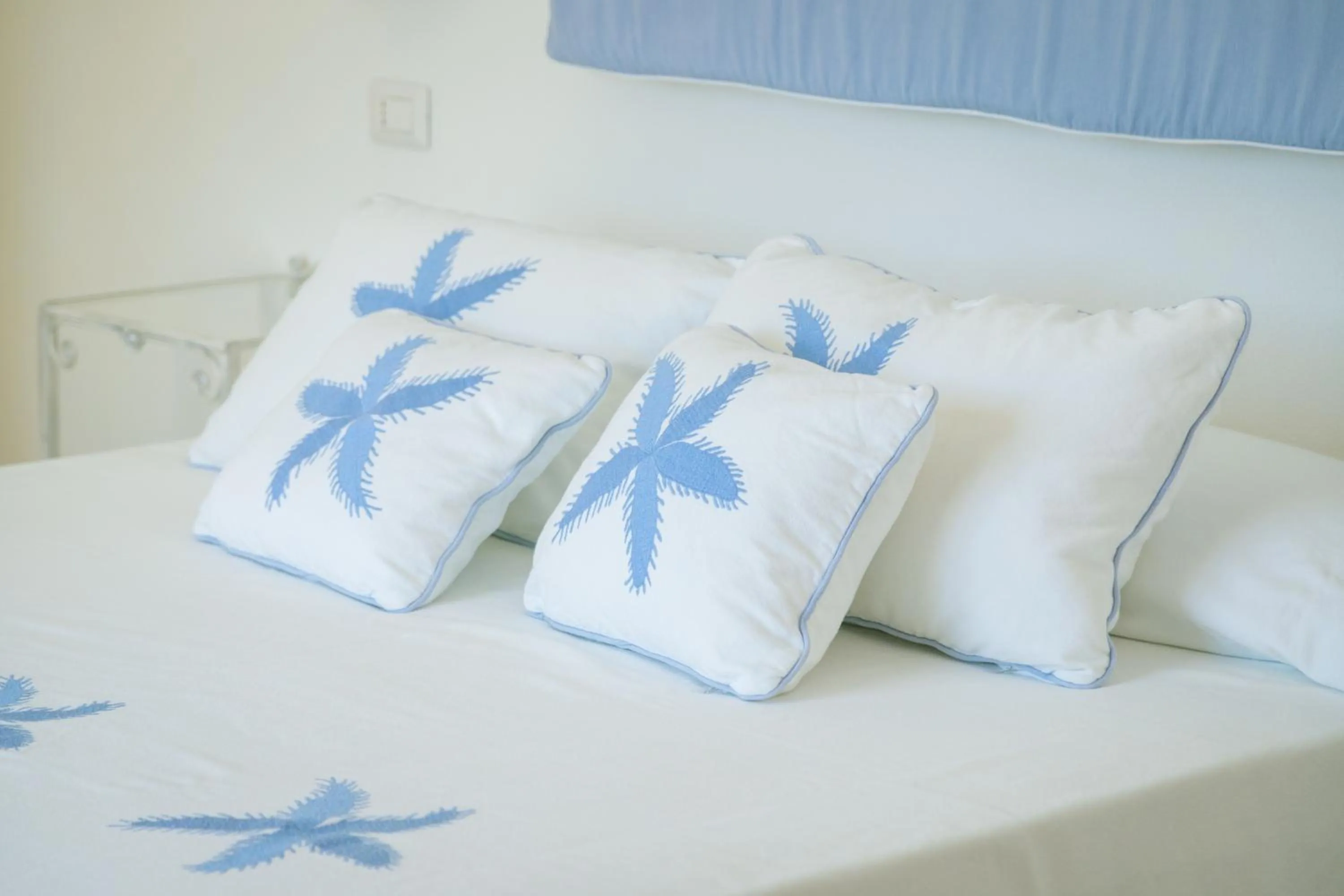 Other, Bed in Hotel Regina Simius