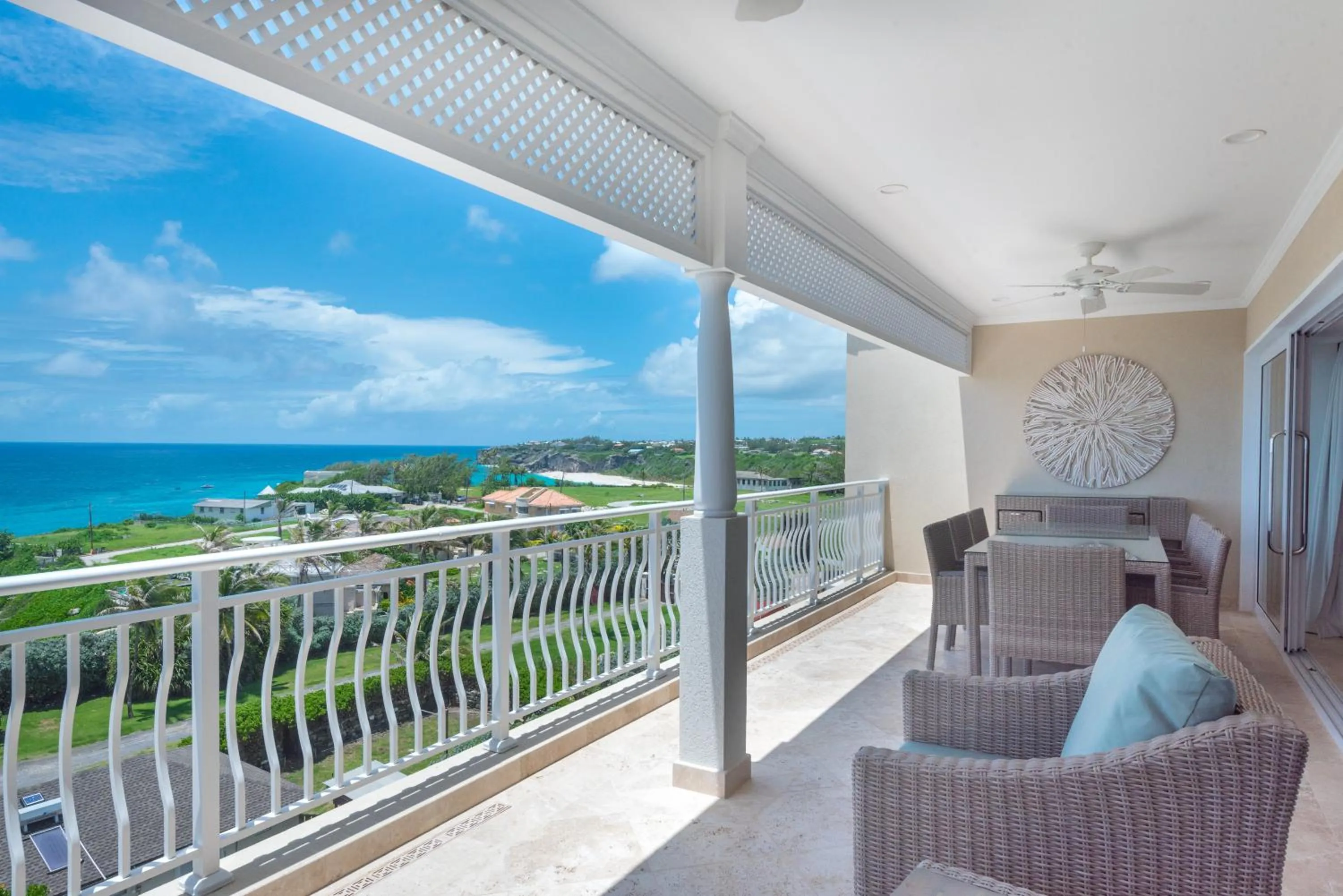 Balcony/Terrace in The Crane Resort