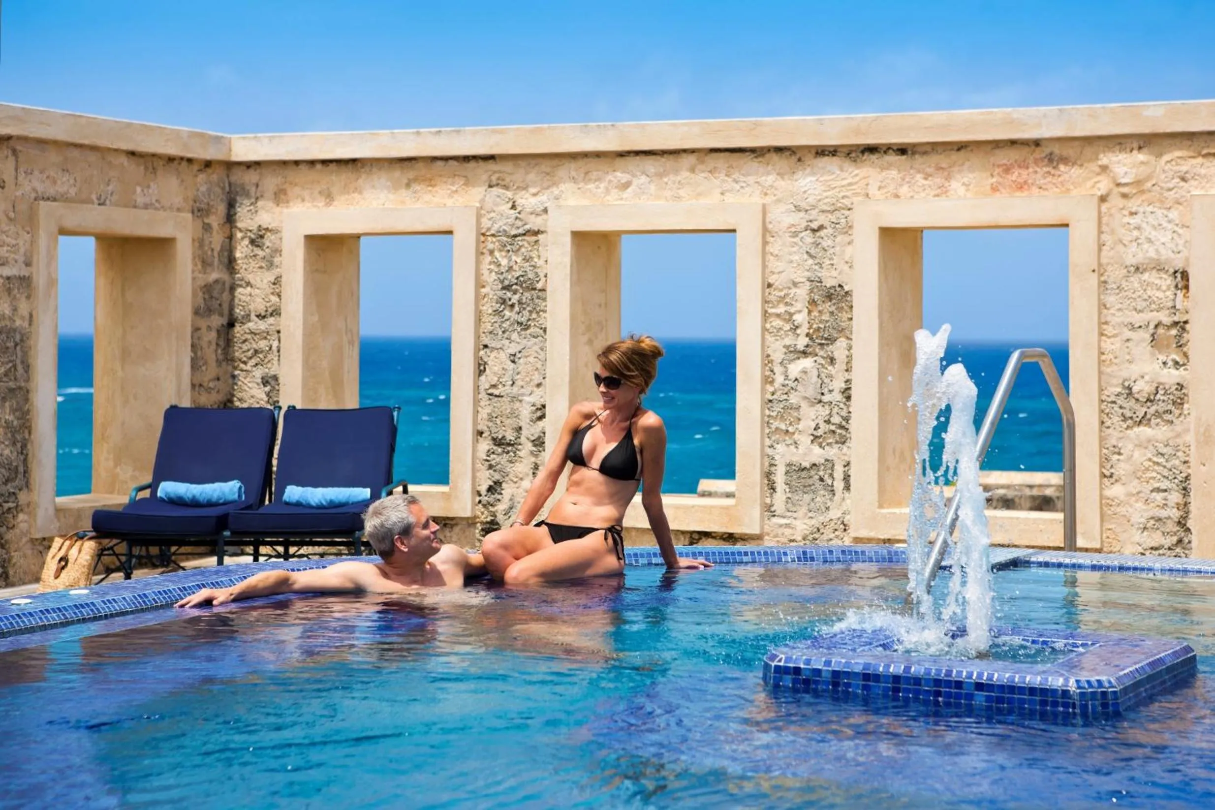 Day in The Crane Resort