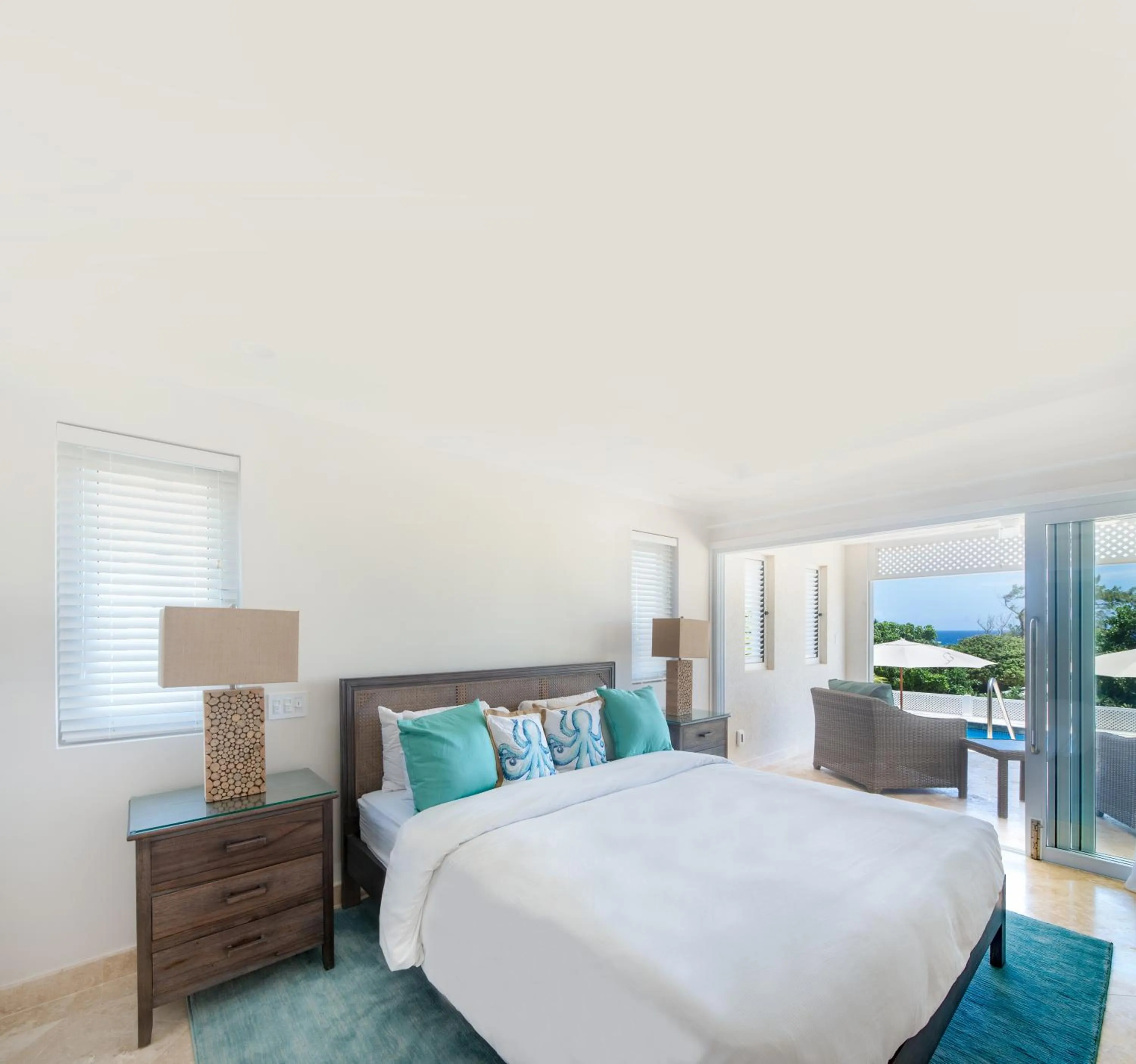 Bedroom, Bed in The Crane Resort