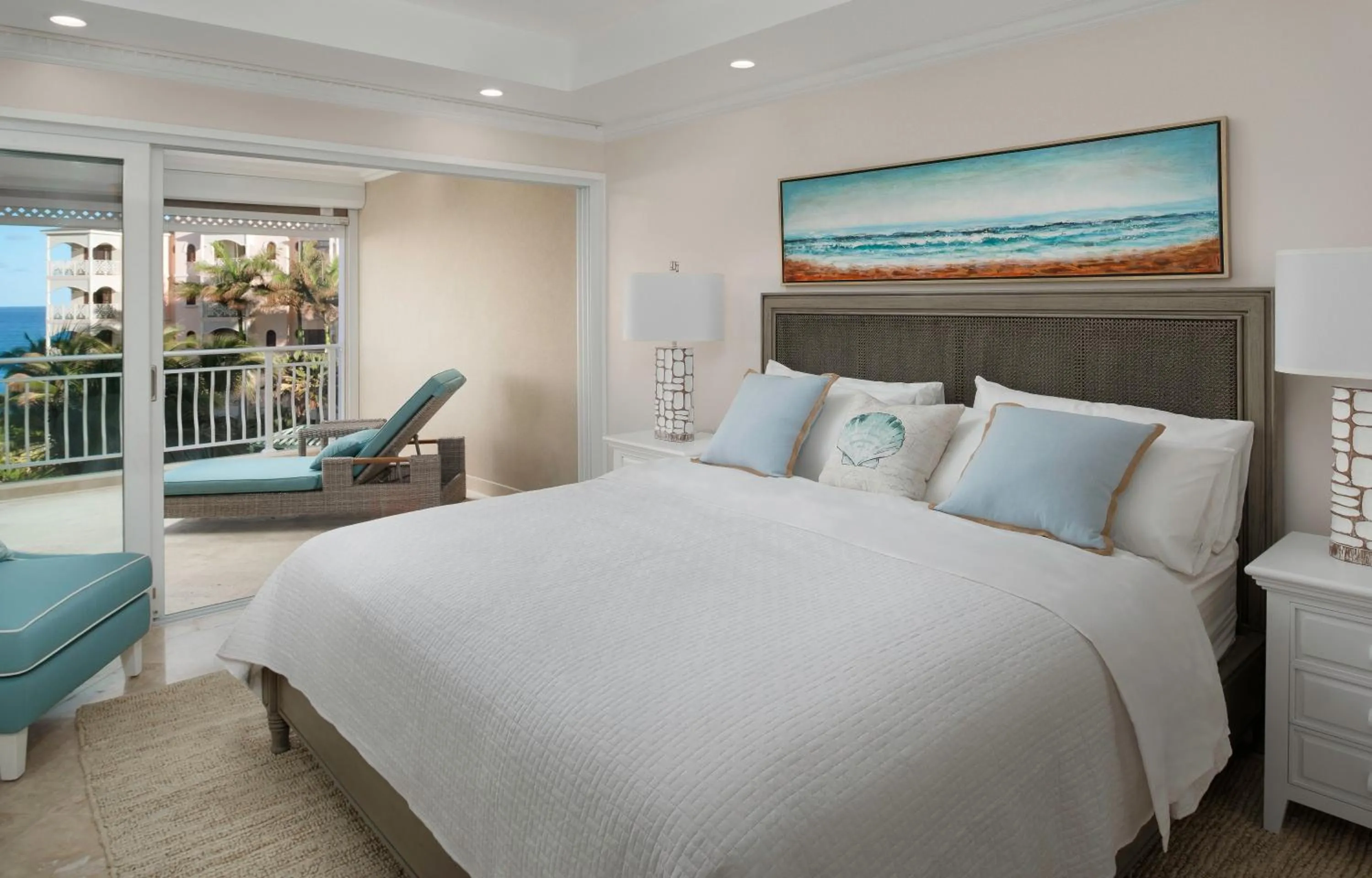 Bedroom, Bed in The Crane Resort