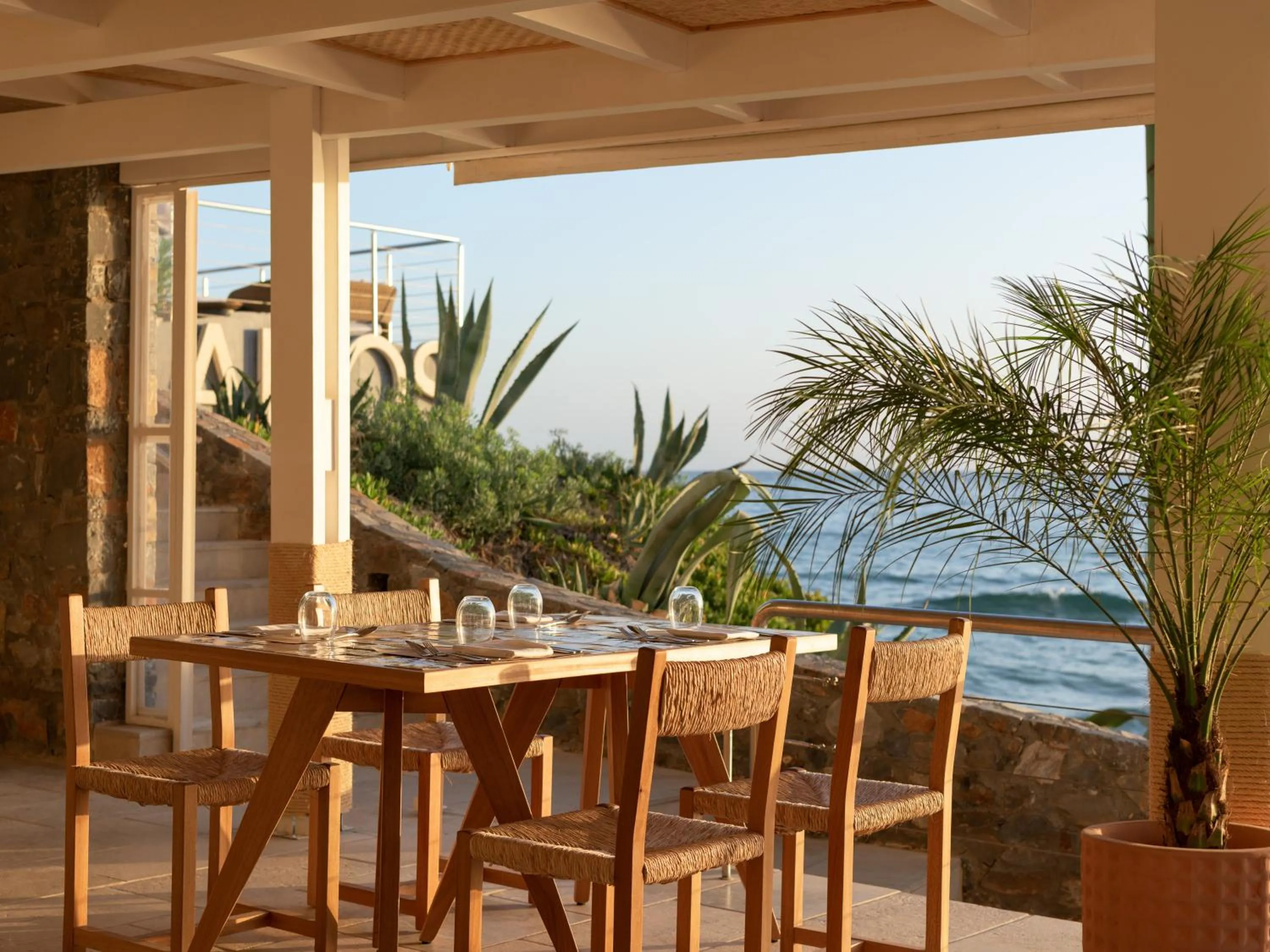 Restaurant/places to eat in Ikaros Beach, Luxury Resort & Spa - Adults Only