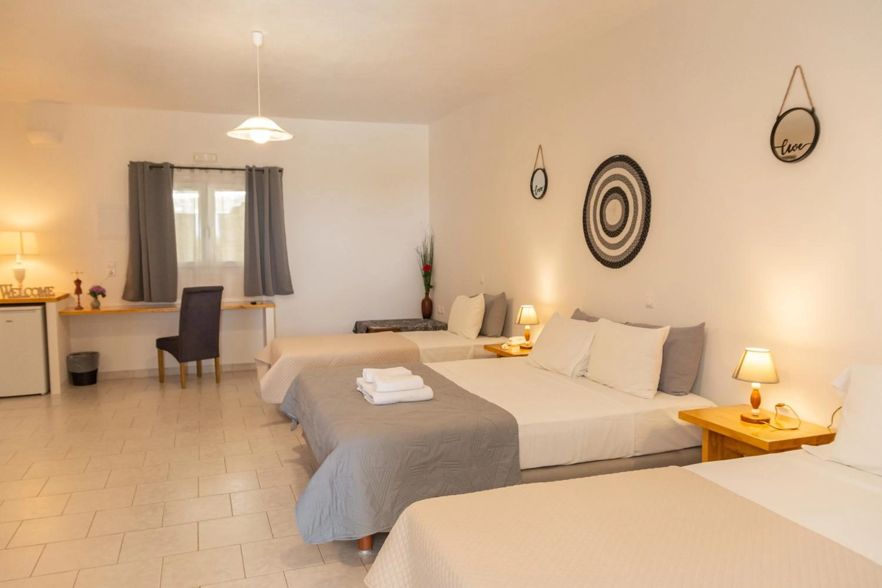 Photo of the whole room in Fragoulis Village